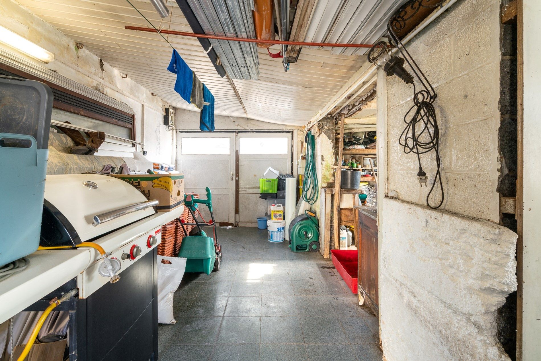 Hoekwoning met veel potentieel te Zwankendamme foto 17