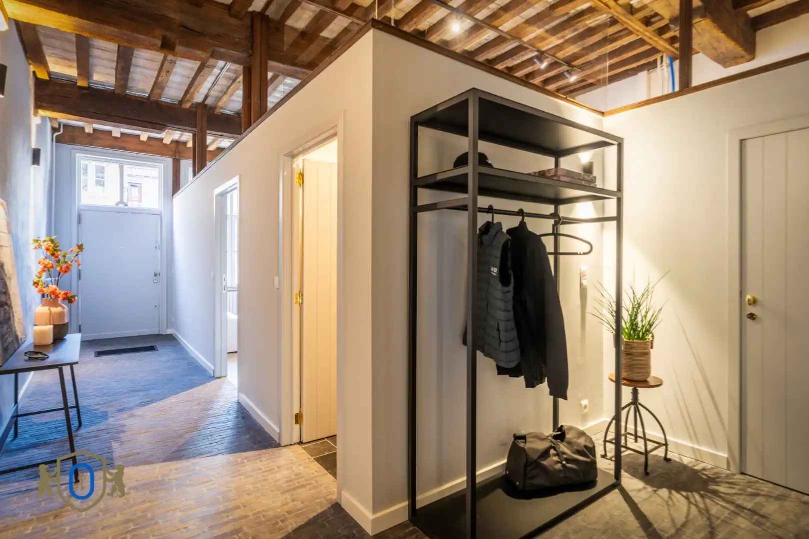 5-slpkr trapgevelwoning met stadstuin foto 2
