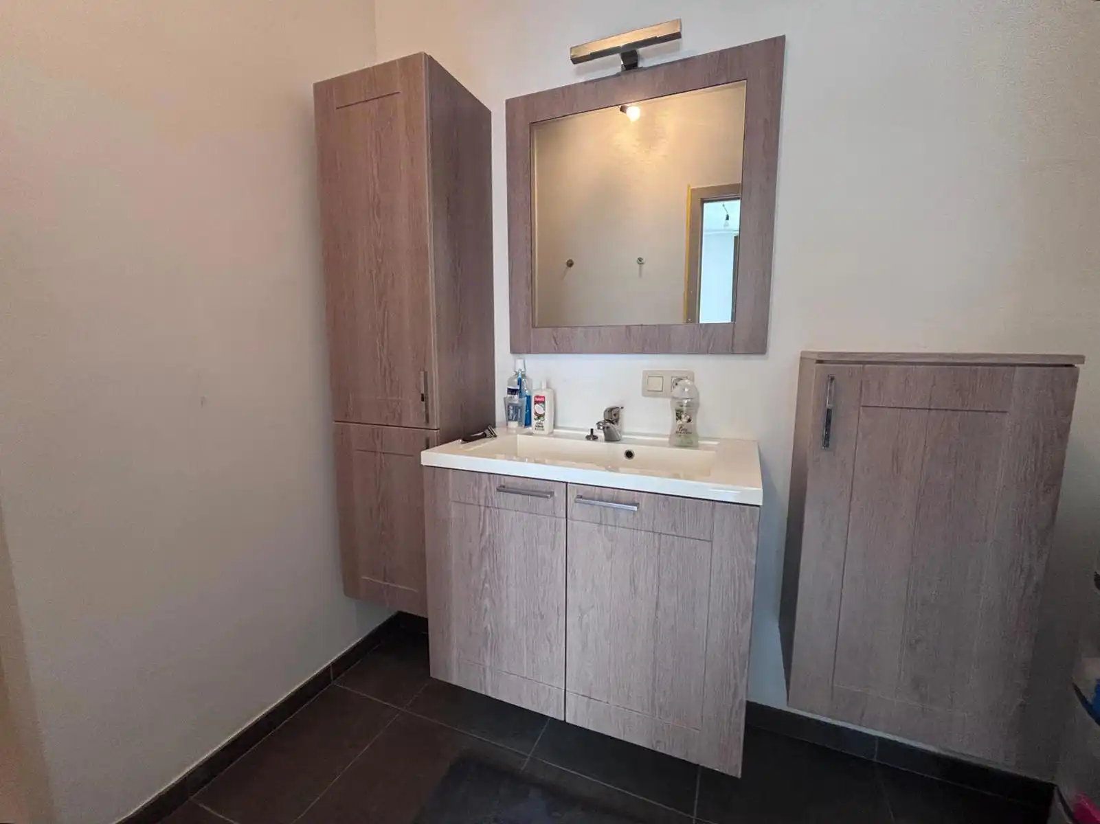 ruim  instapklaar éénslaapkamerappartement op het gelijkvloers foto 3