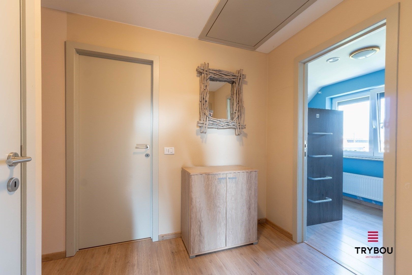 Instapklare halfopen woning in Esen met tuin en 3 slaapkamers - wordt verkocht onder registratie rechten! foto 16