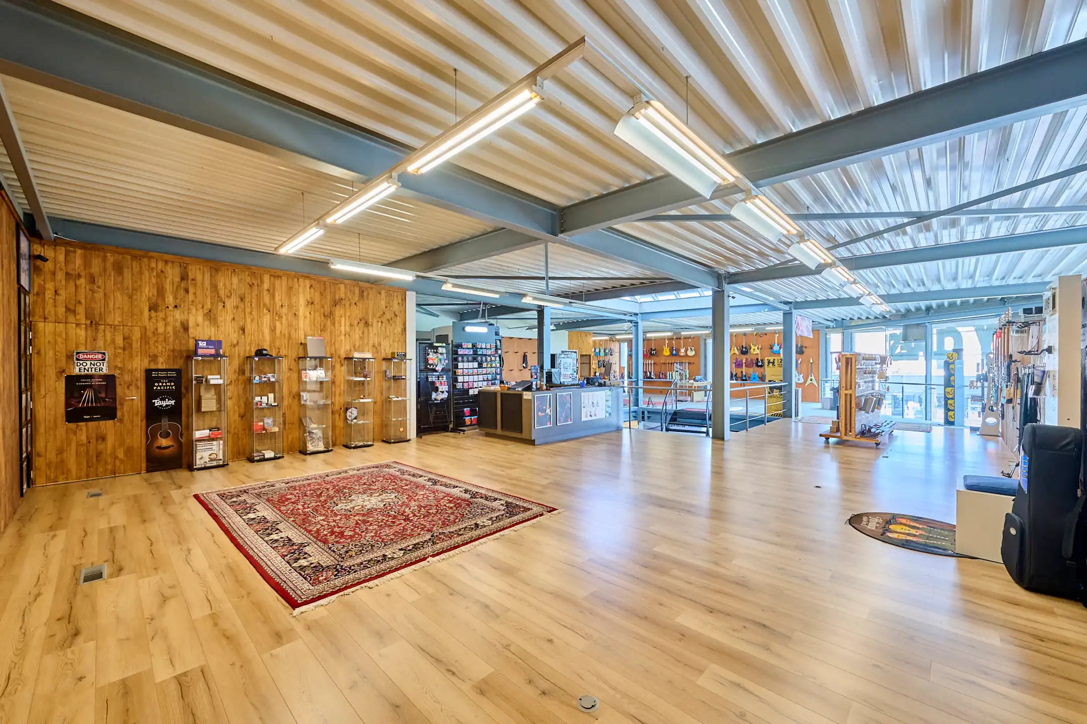 TE KOOP: HANDELSPAND OP TOPLOCATIE AAN HASSELTWEG IN GENK foto 8