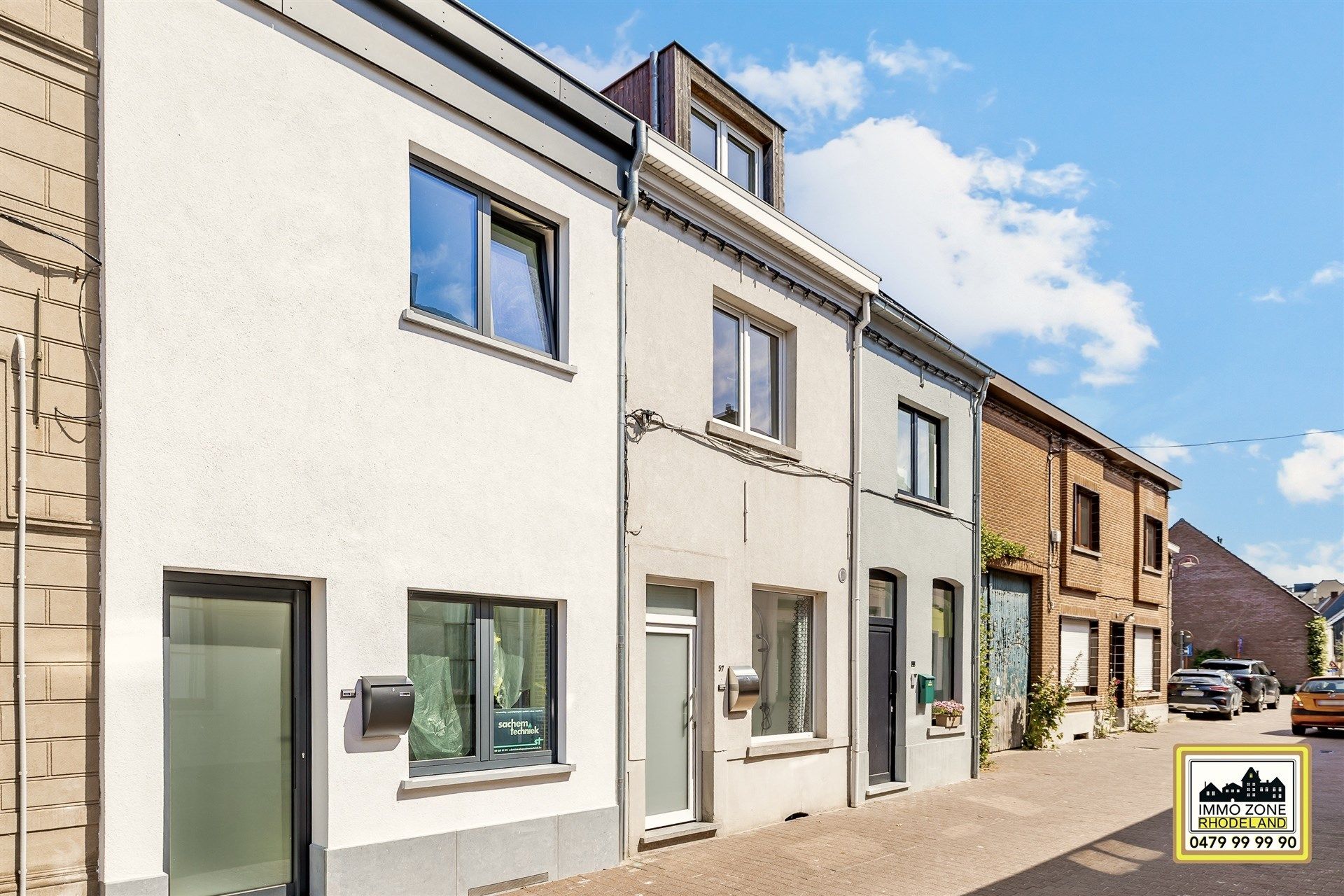 Super instapklare energiezuinige woning met 4 slpks en tuin foto 3