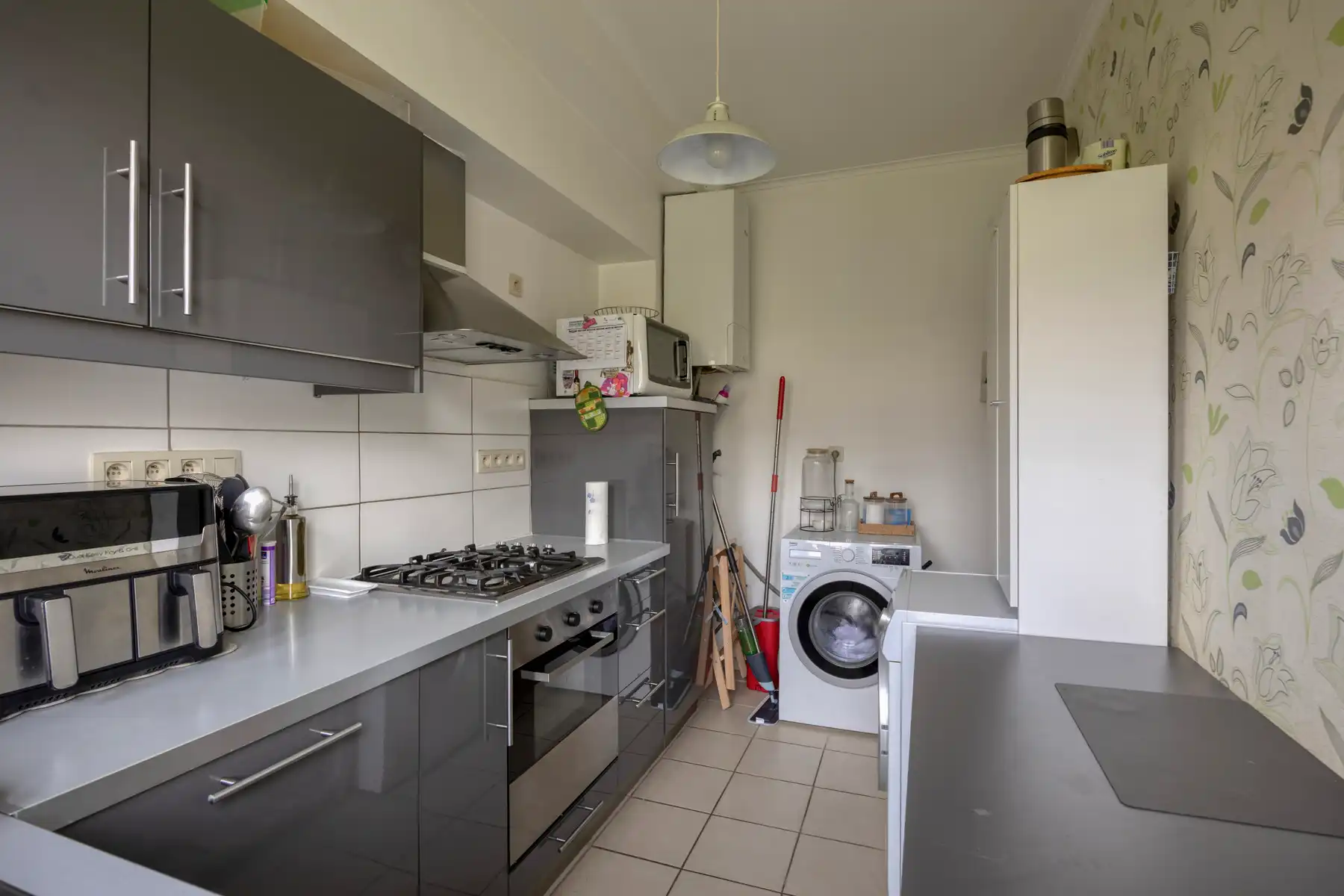 2-slaapkamerappartement met terras, garage en kelder foto 10