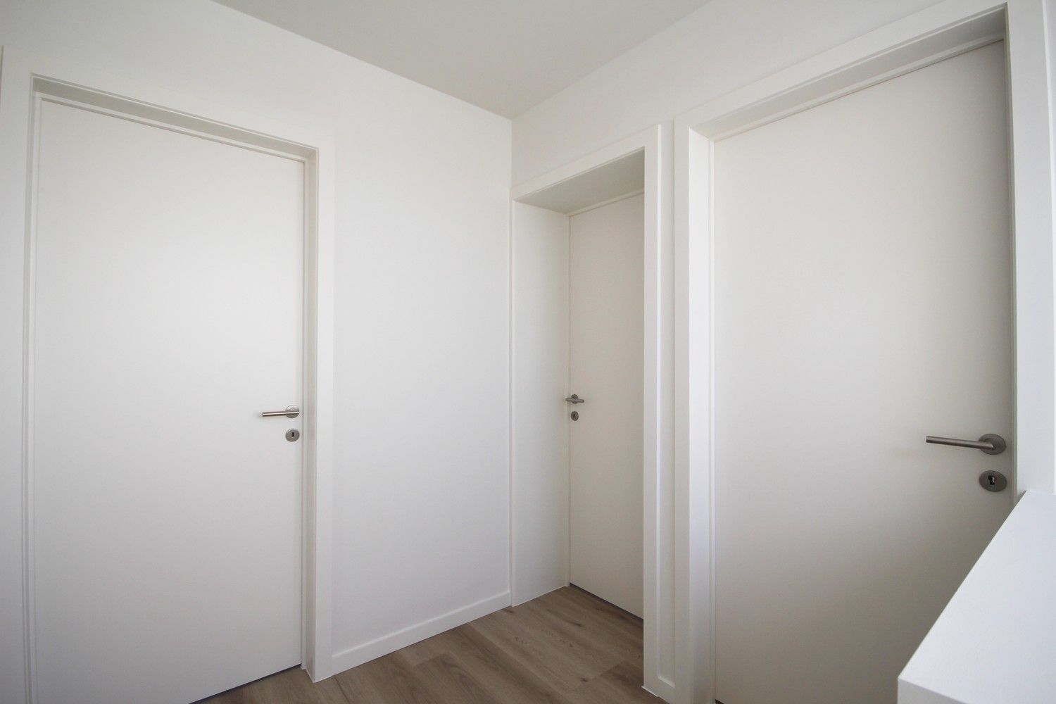 Instapklare nieuwbouw duplex te huur in Sint-Truiden! foto 16