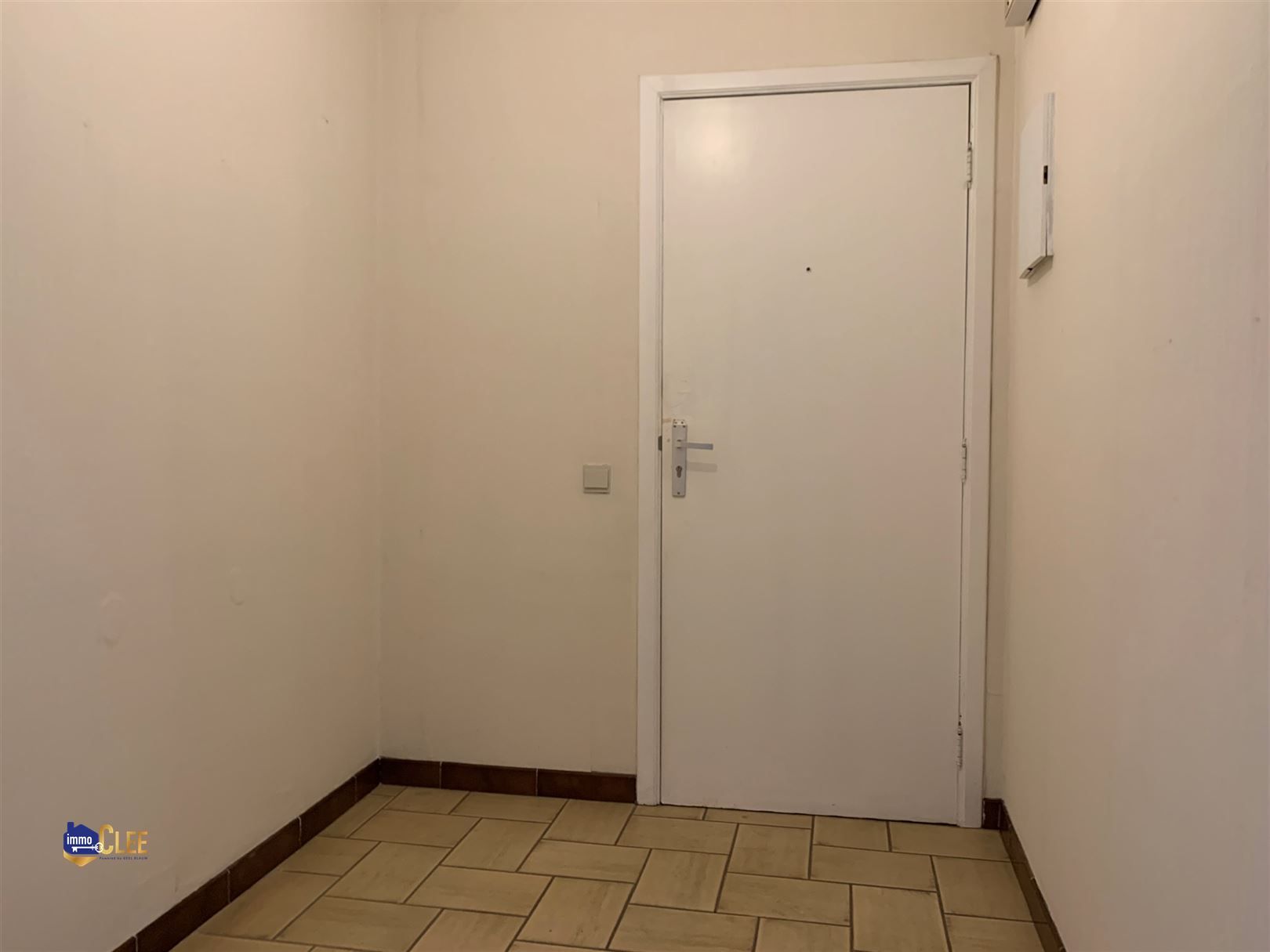 Appartement en garage foto 2