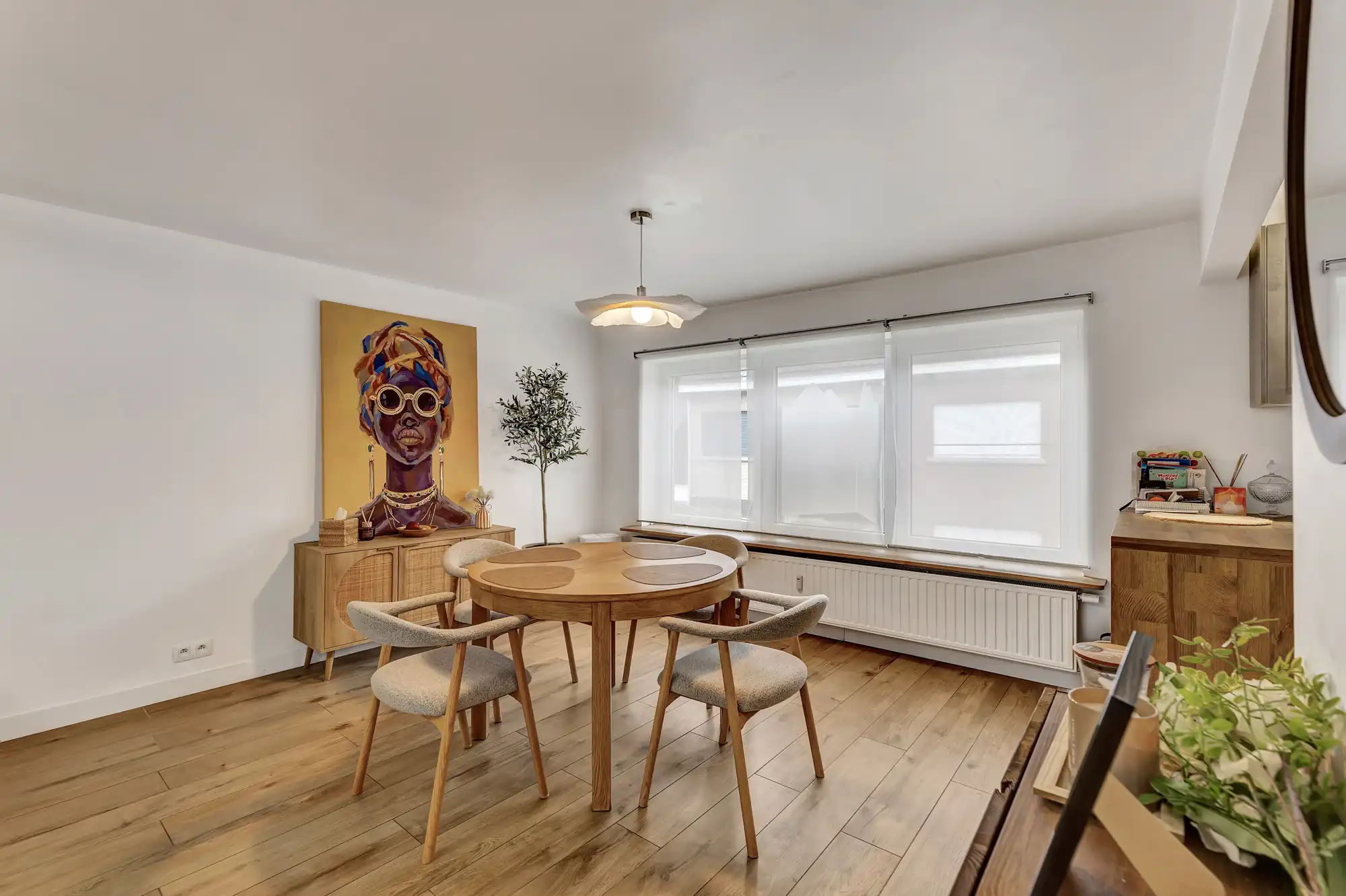 Hoofdfoto van de publicatie: Instapklaar appartement met twee slaapkamers en garage