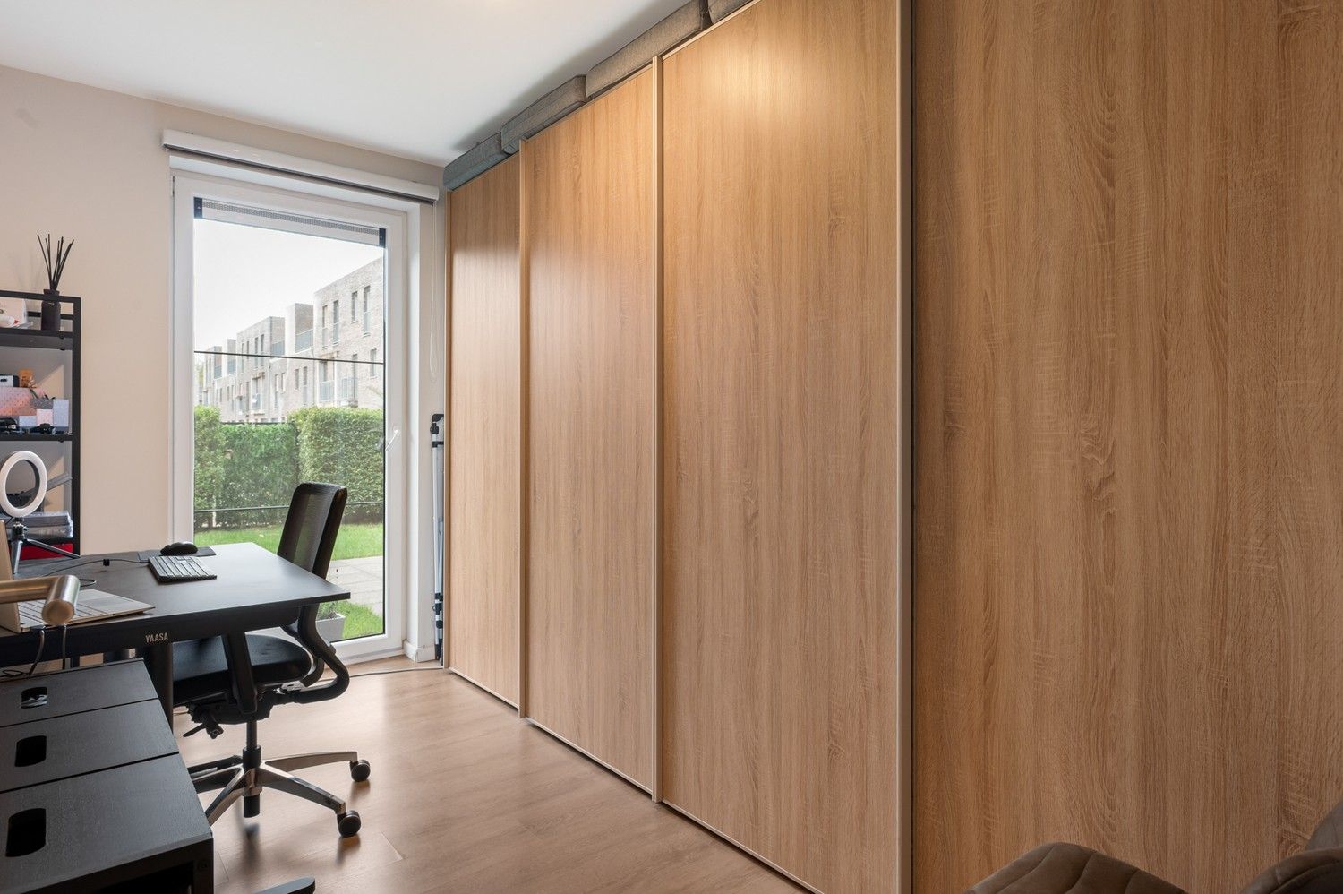 Recent gelijkvloers appartement met 2 slpks, grote tuin & autostaanplaats in Schoten! foto 10