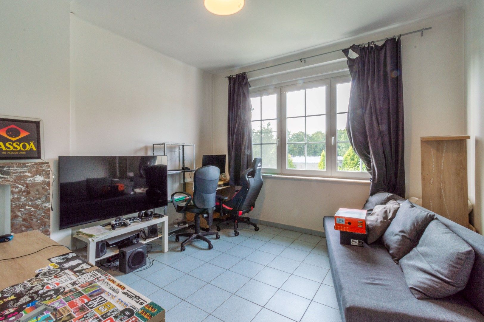 Karaktervolle rijwoning met zicht op kanaal! foto 8
