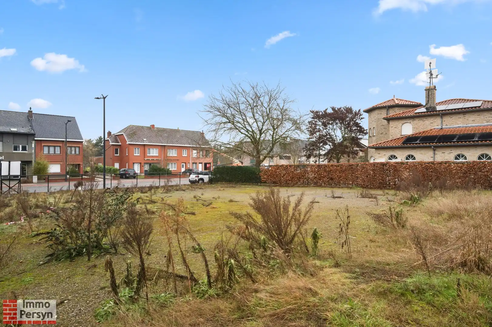 Twee percelen bouwgrond met ruime loods in één verkoop foto 8