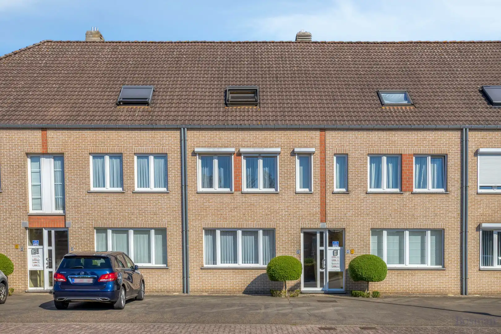 Gelijkvloers appartement te koop in Hulst, Tessenderlo foto {{pictureIndex}}