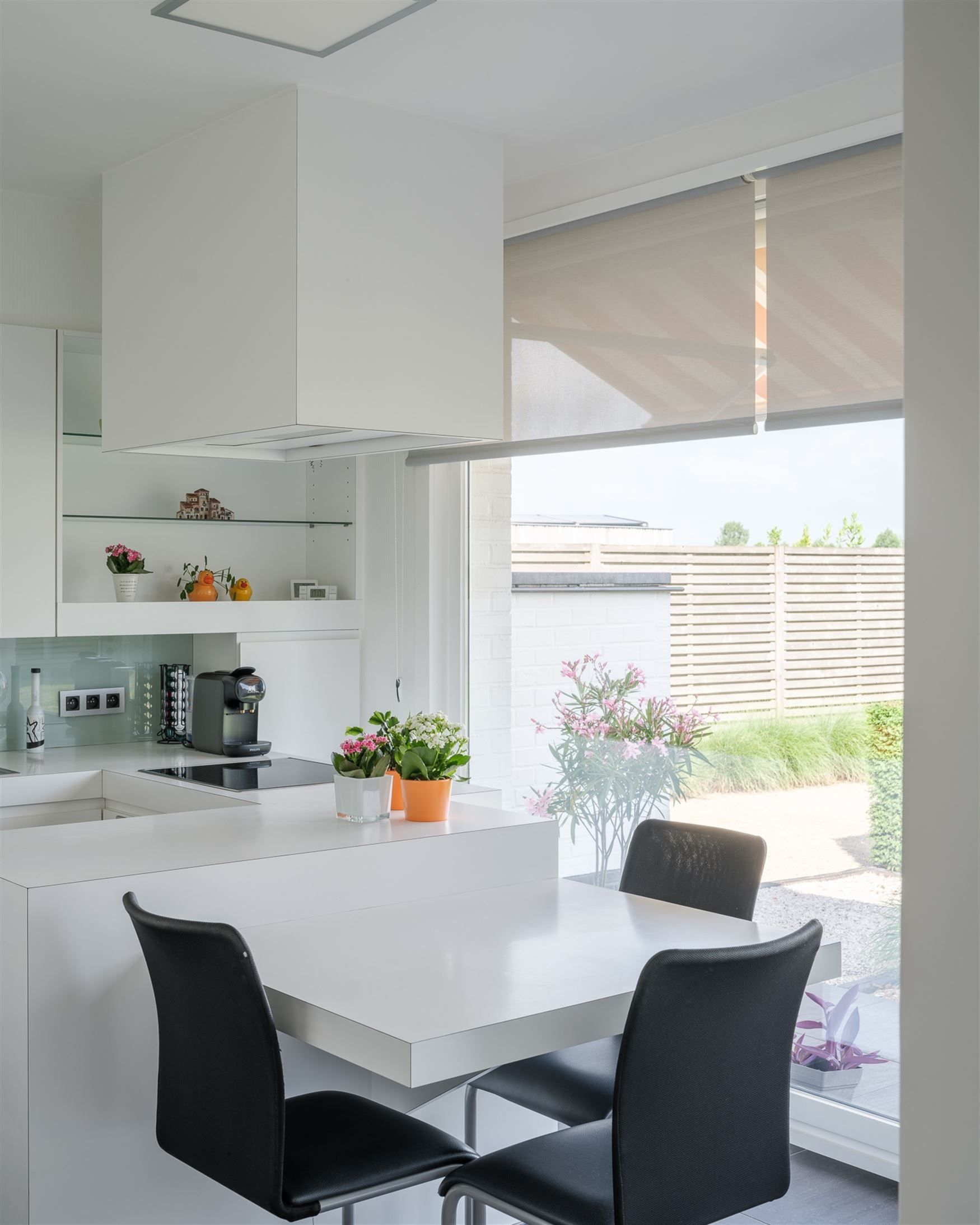 Licht, ruimte en zicht - wonen in alle comfort foto 14