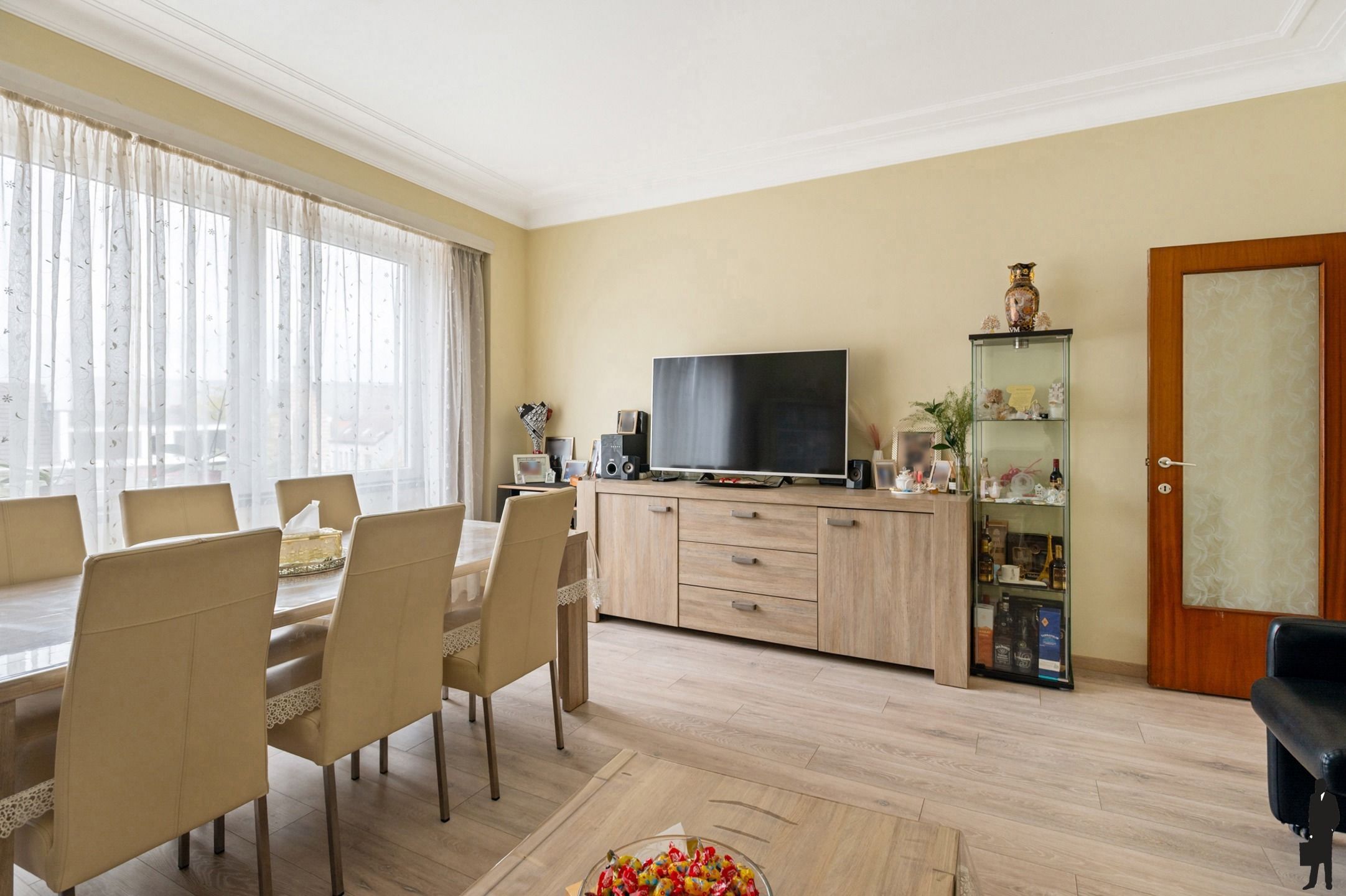 Appartementsgebouw op top-locatie te koop foto 17