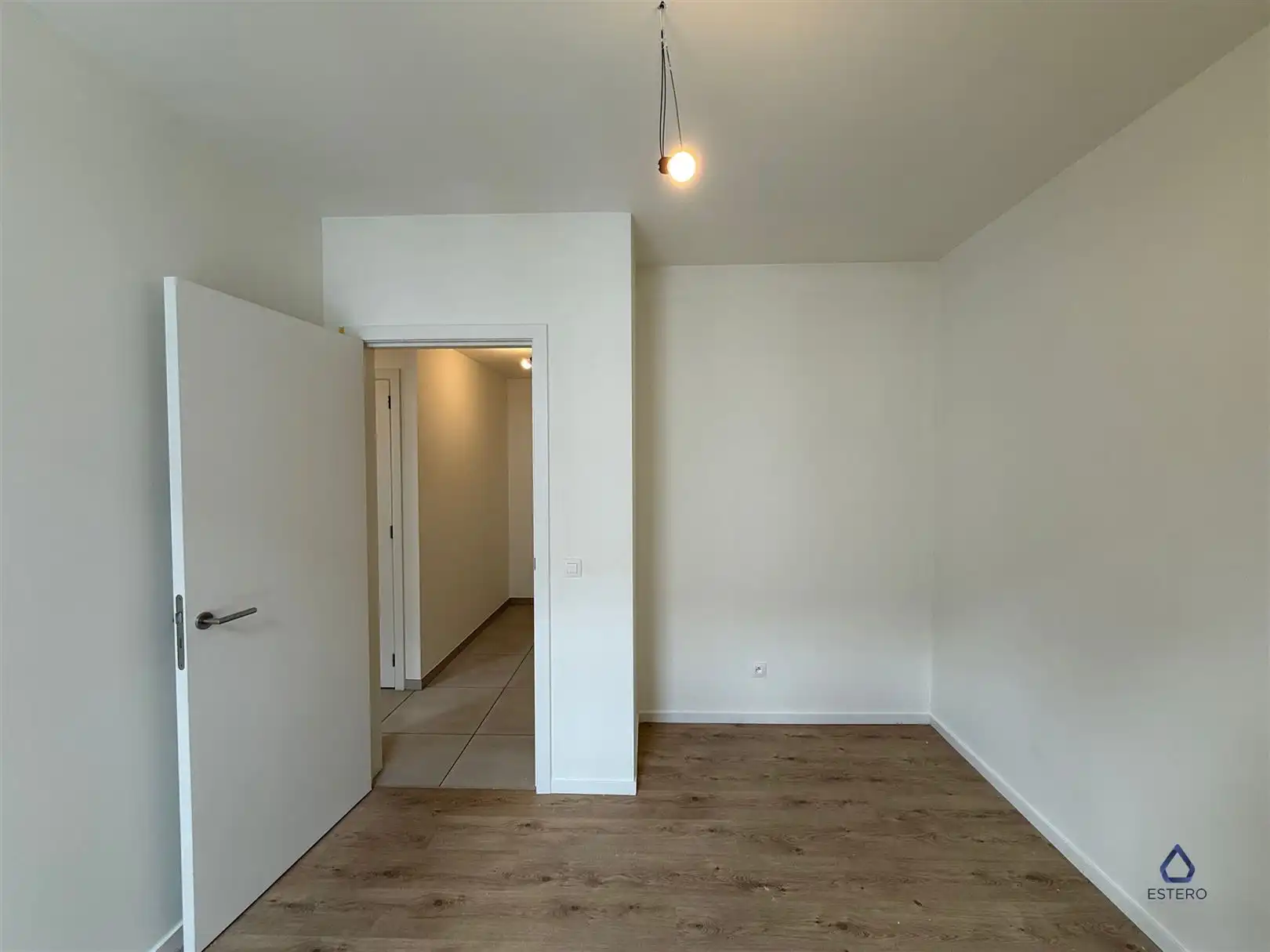 Mooi afgewerkt appartement met 2 slaapkamers foto 12