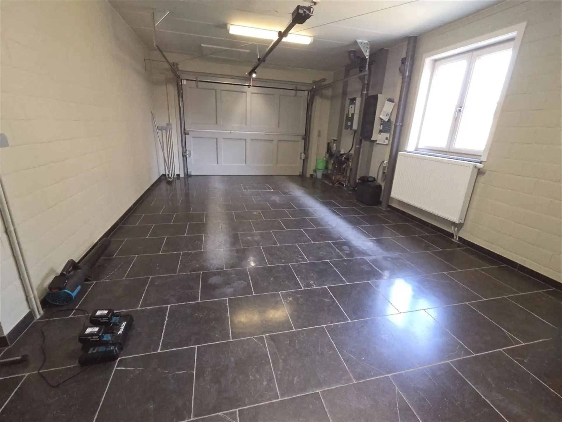 Prachtige villa woning, 5 slaapkamers, 2 badkamers in een zeer rustige straat gelegen foto 20