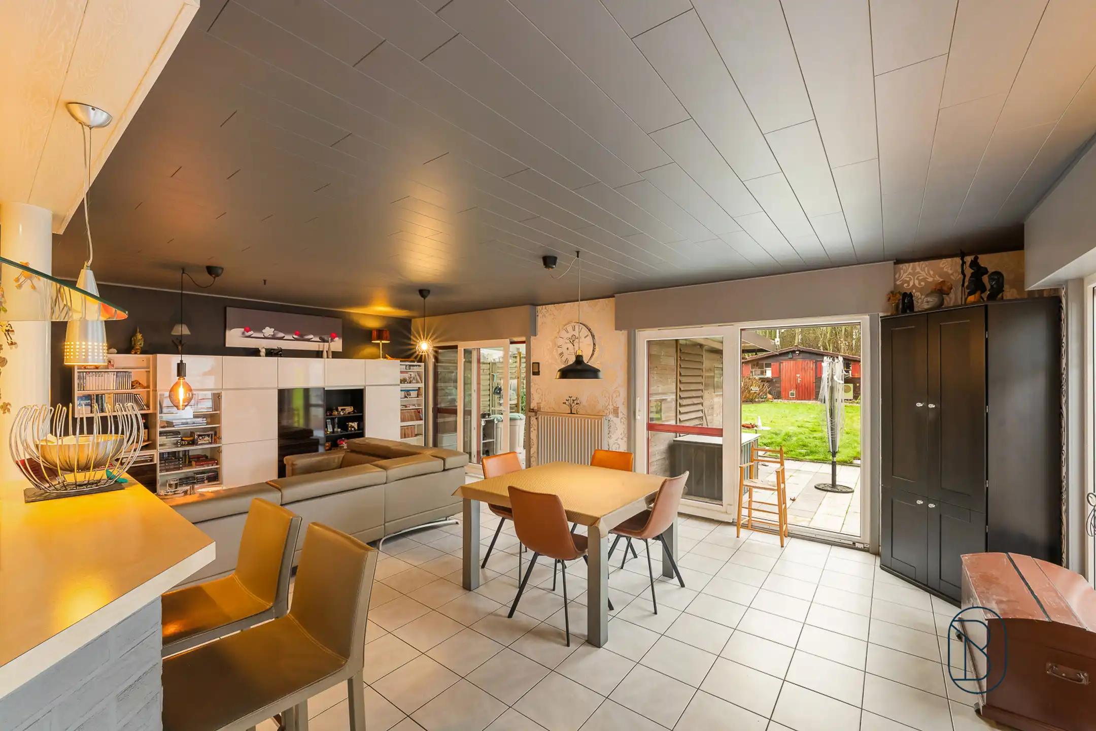 Instapklare HOB met 3 slk garage en tuin in Marke foto 9