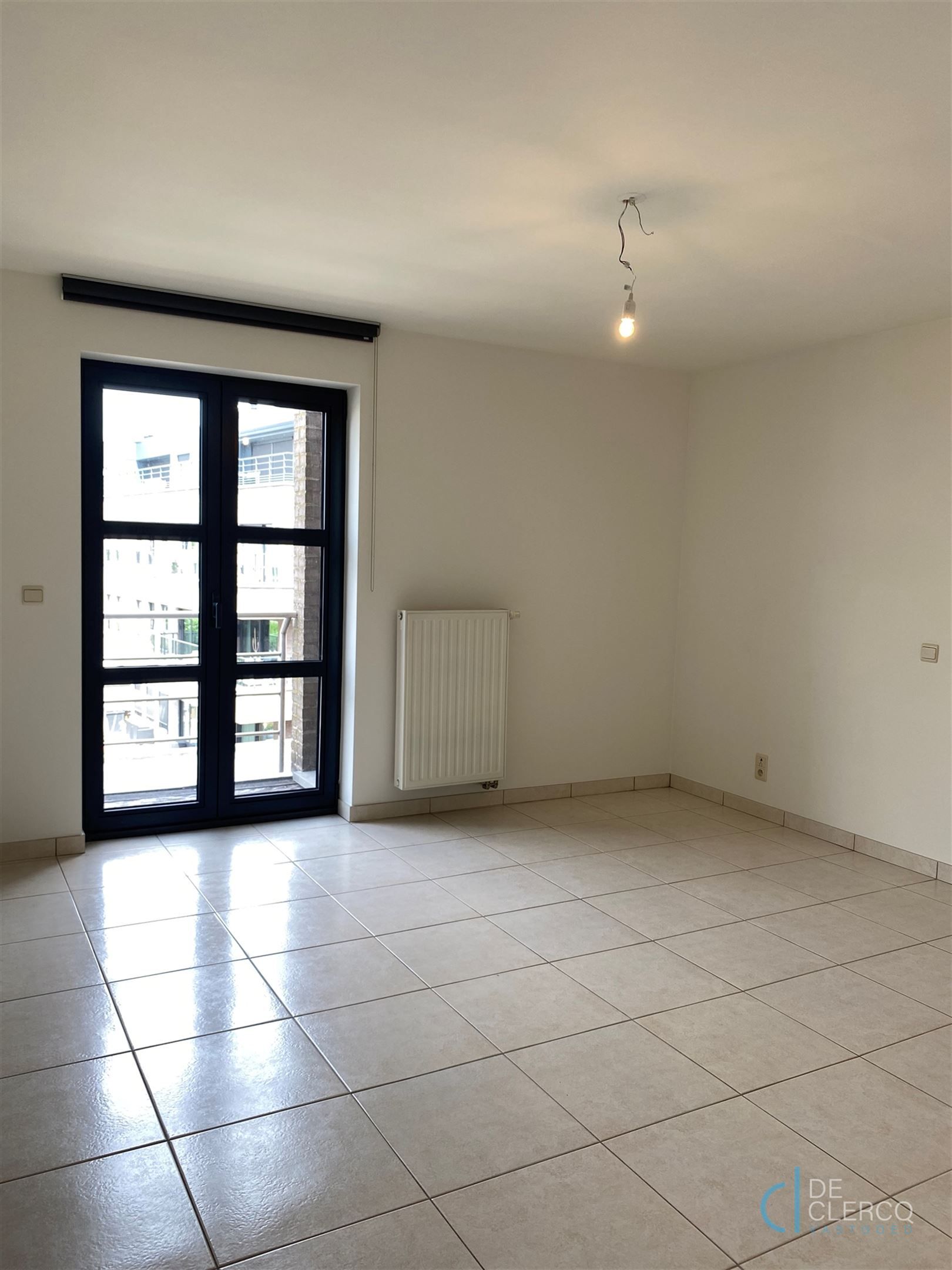 Ruim appartement met terras én garage te huur in Lochristi!  foto 10