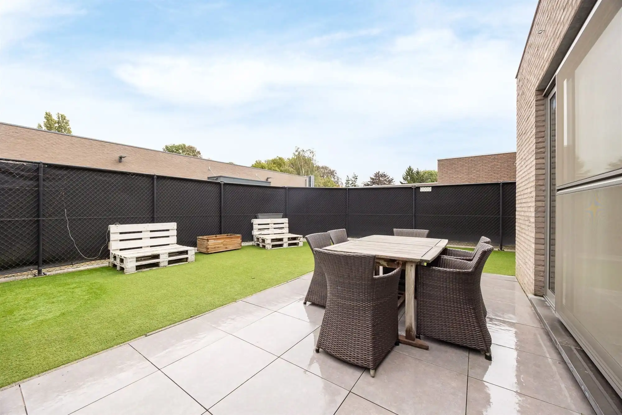 Gelijkvloers appartement met ruime tuin foto 9