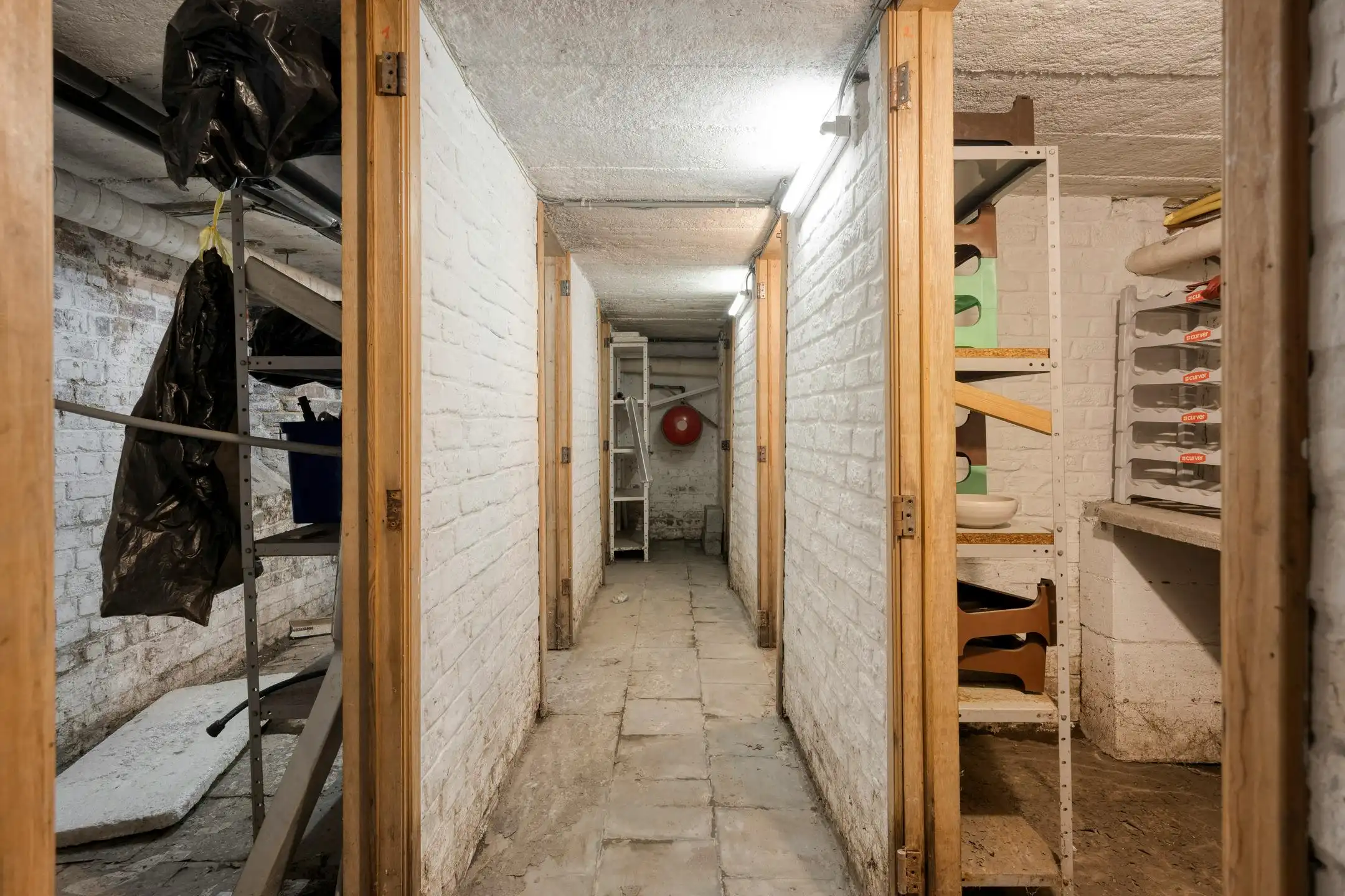 Opbrengsteigendom met 3 wooneenheden in hartje Strombeek foto 27