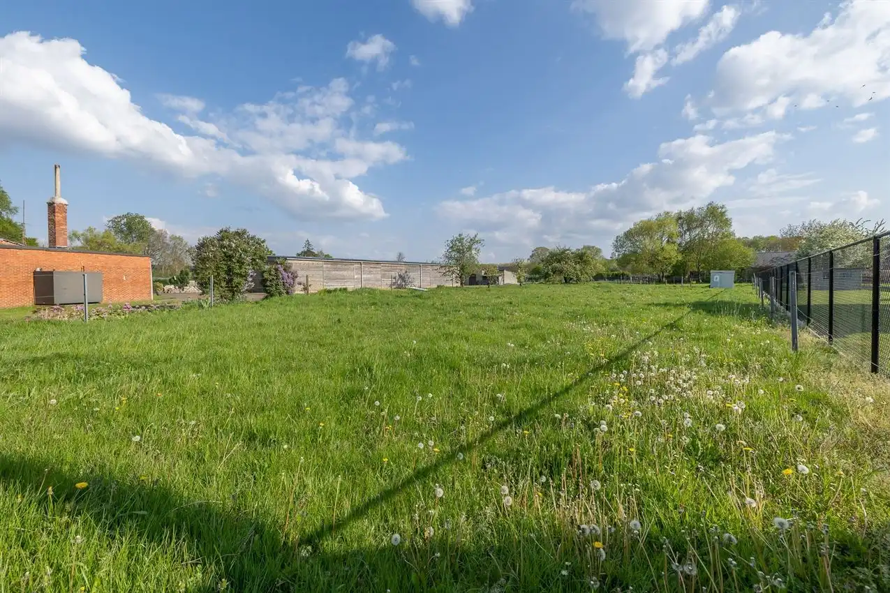 Perceel van 12 a 44 ca voor open bebouwing foto 4