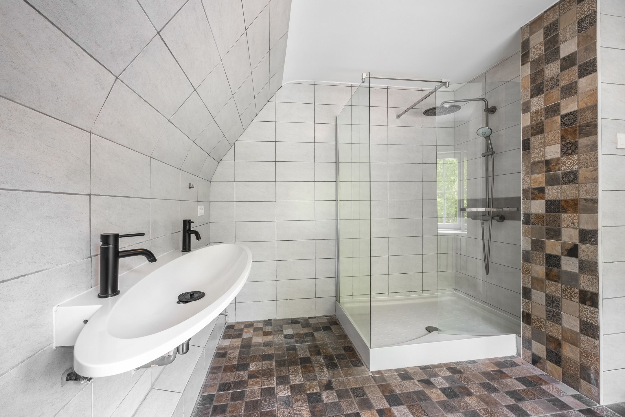 Karaktervolle woning met zwembad op toplocatie in Wijnegem foto 20