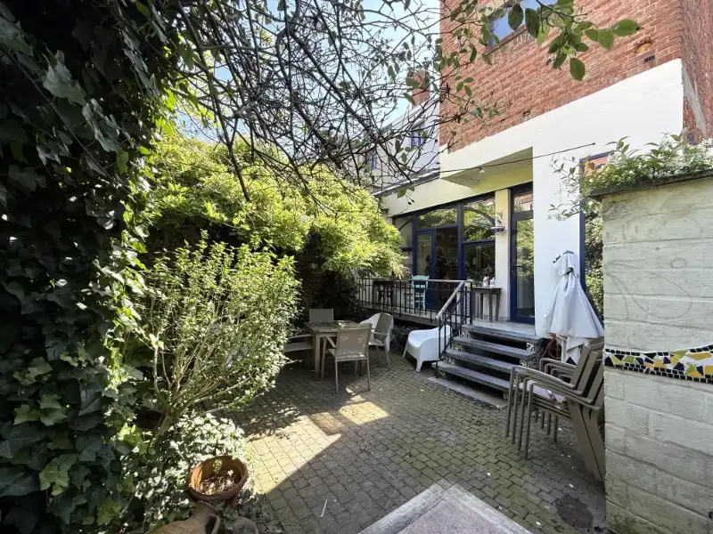 Karaktervolle burgerwoning met mooie elementen nabij de Visserij foto 23