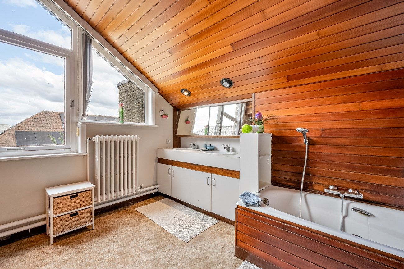 Ruime woning met opslag op TOP-ligging te Lochristi foto 19