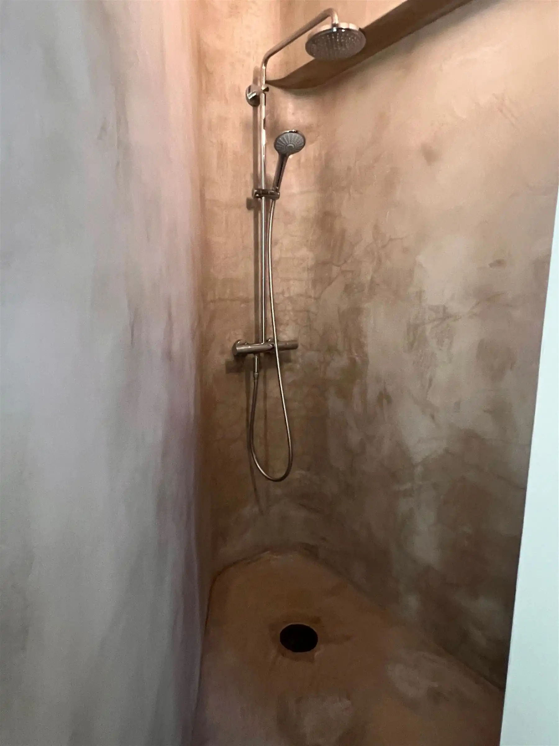 Karaktervol gerenoveerd burgerhuis met atelier foto 21