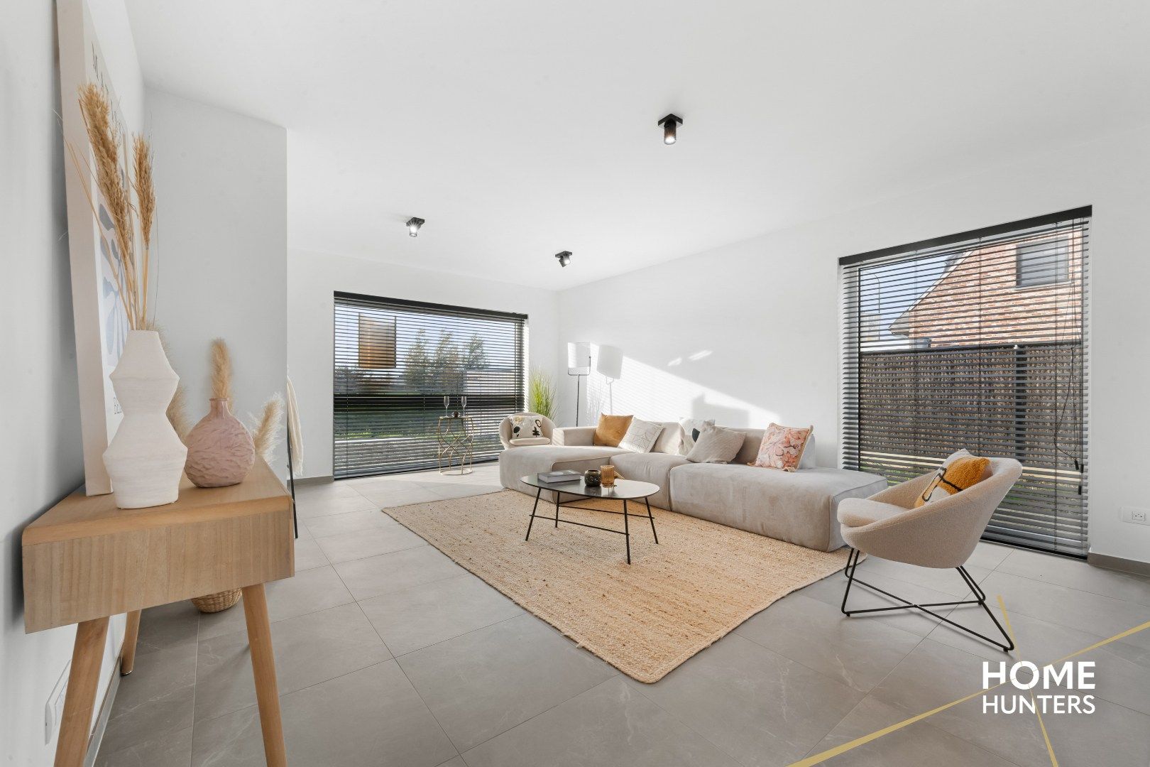 Luxueus afgewerkte halfopen nieuwbouwwoning met vergezichten foto 13