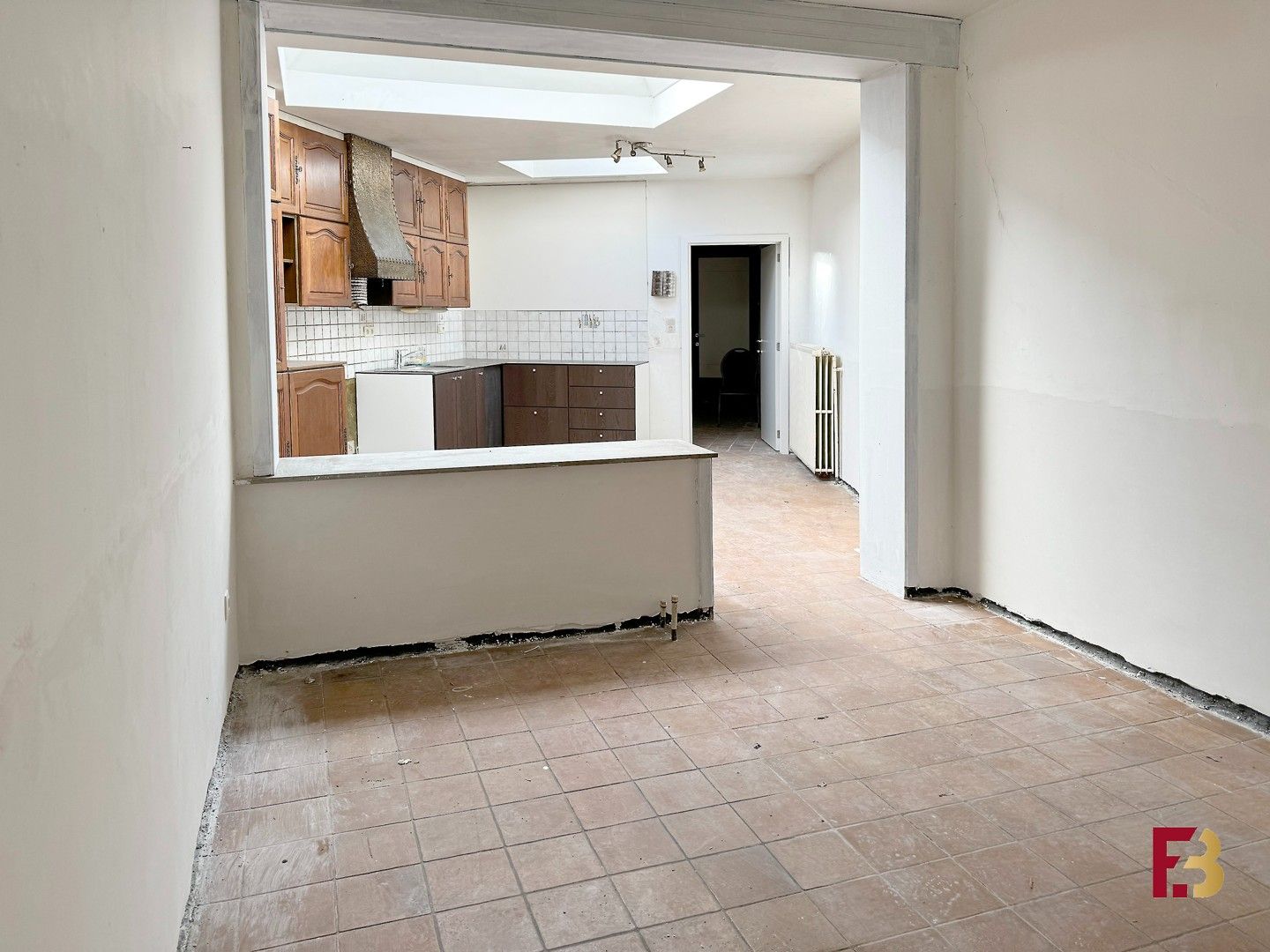 Ruime woning met polyvalente ruimte en 5 slaapkamers te Gent foto 4