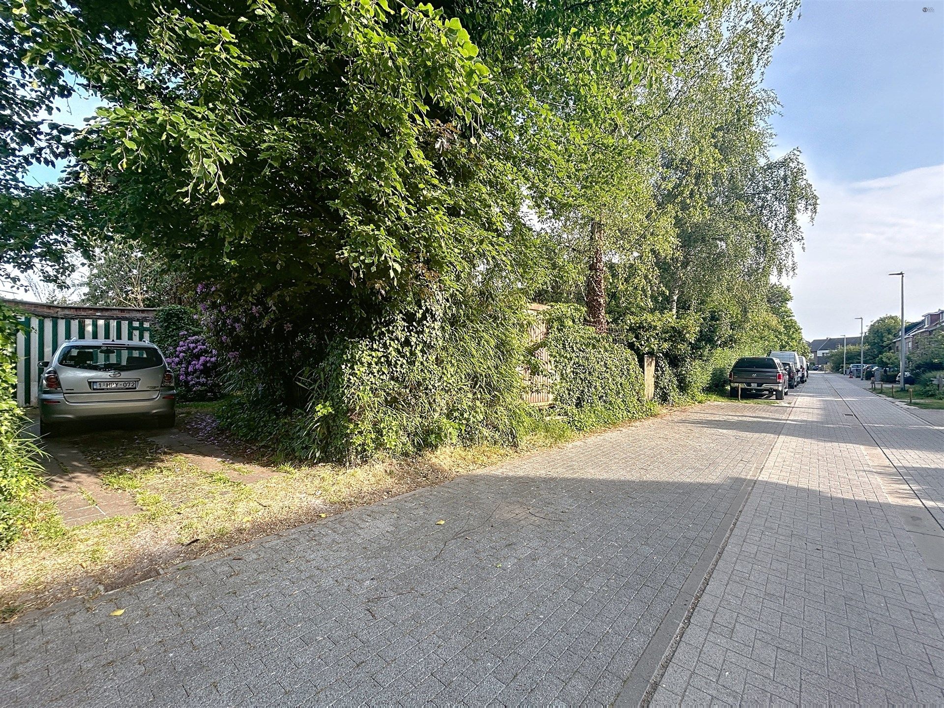 Charmante open bebouwing met ruime zonnige tuin en een aparte garage op perceel van 522m² foto 14