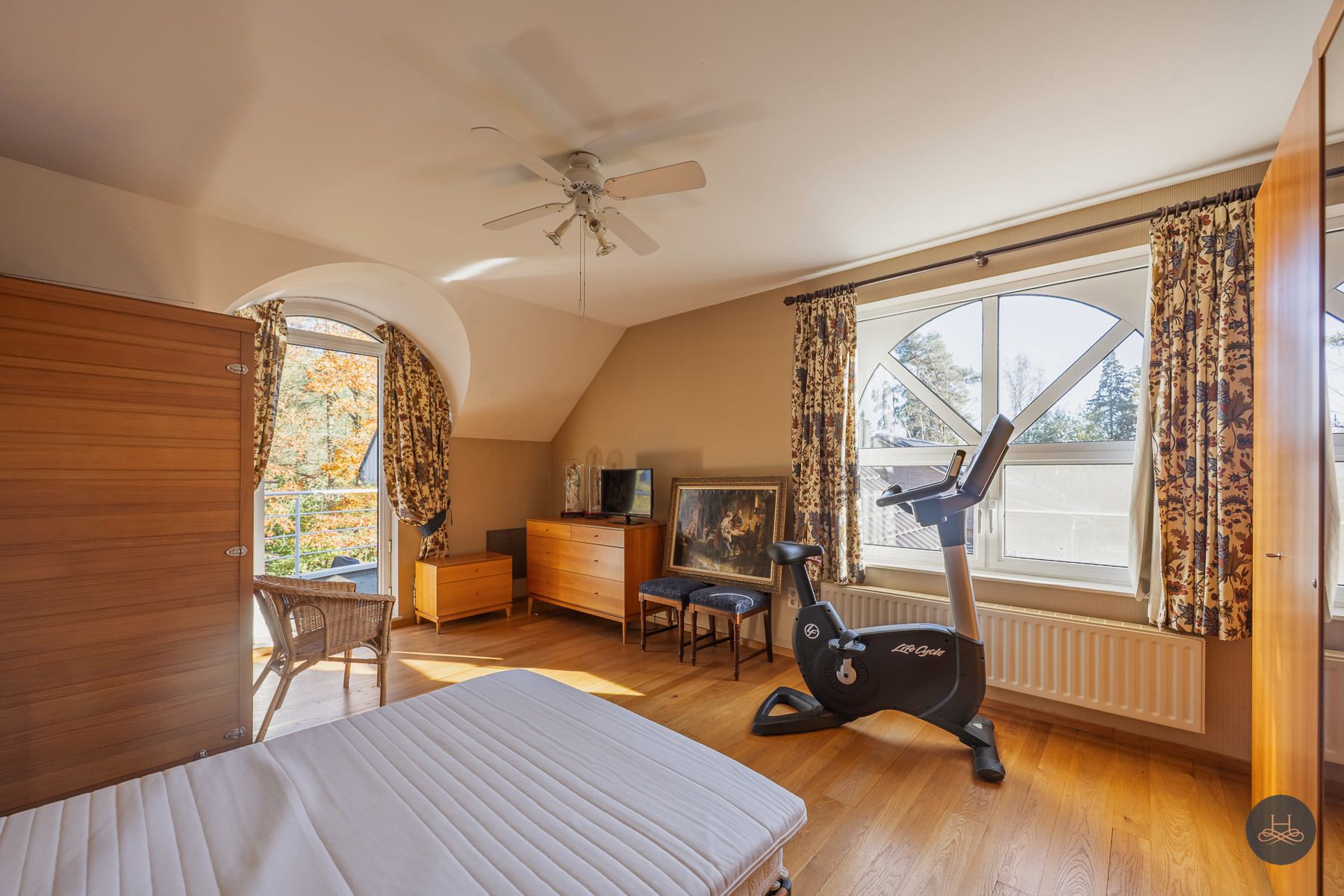 Imposante, zuinige villa in het groen met een open zicht  foto 32