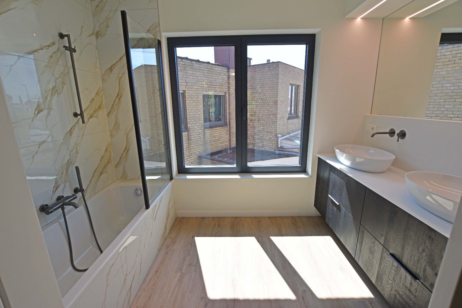 Nieuwbouw woning op een rustige locatie nabij centrum Knokke foto 12