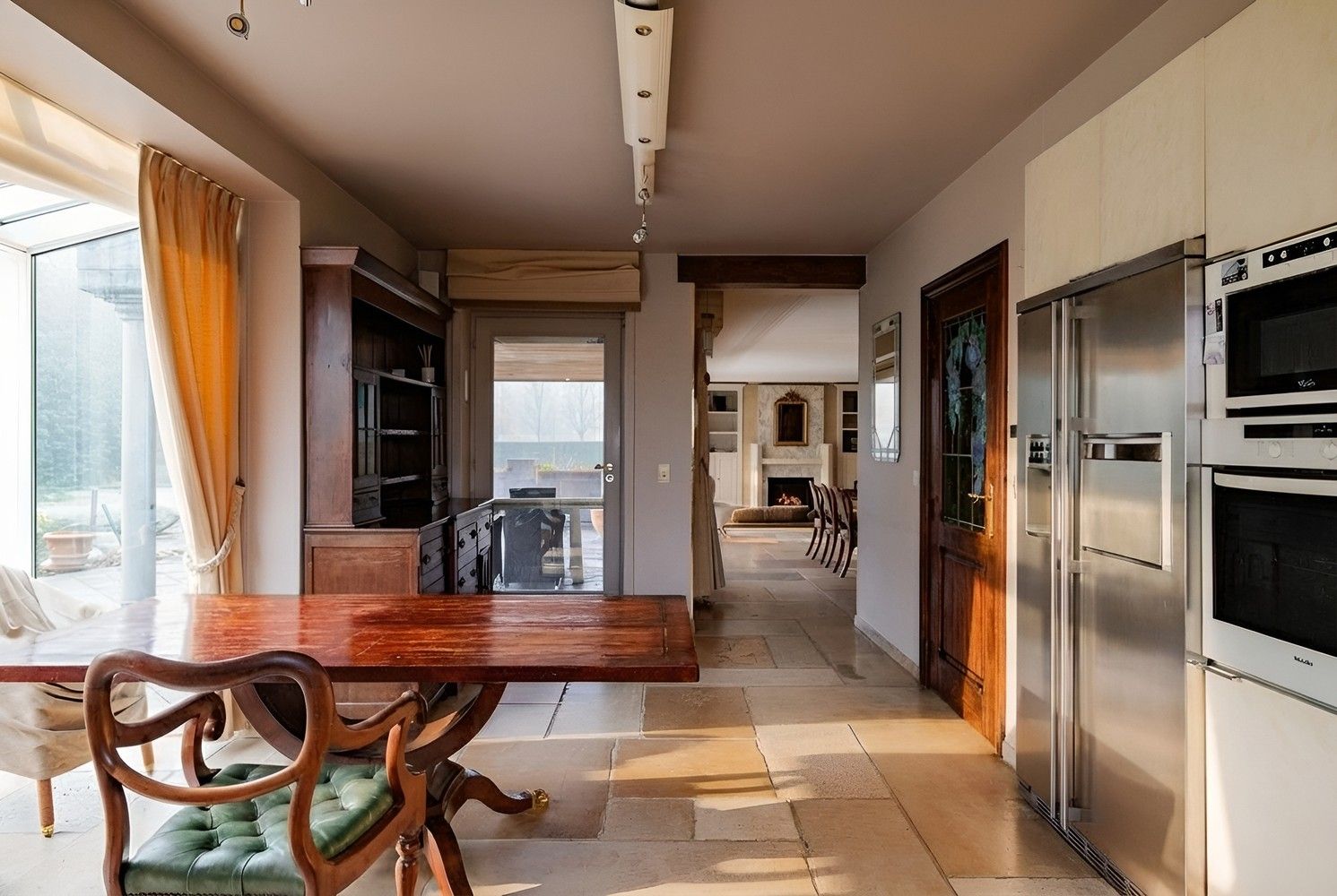 Riante villa op ruim perceel van ca. 3.928m2 foto 9