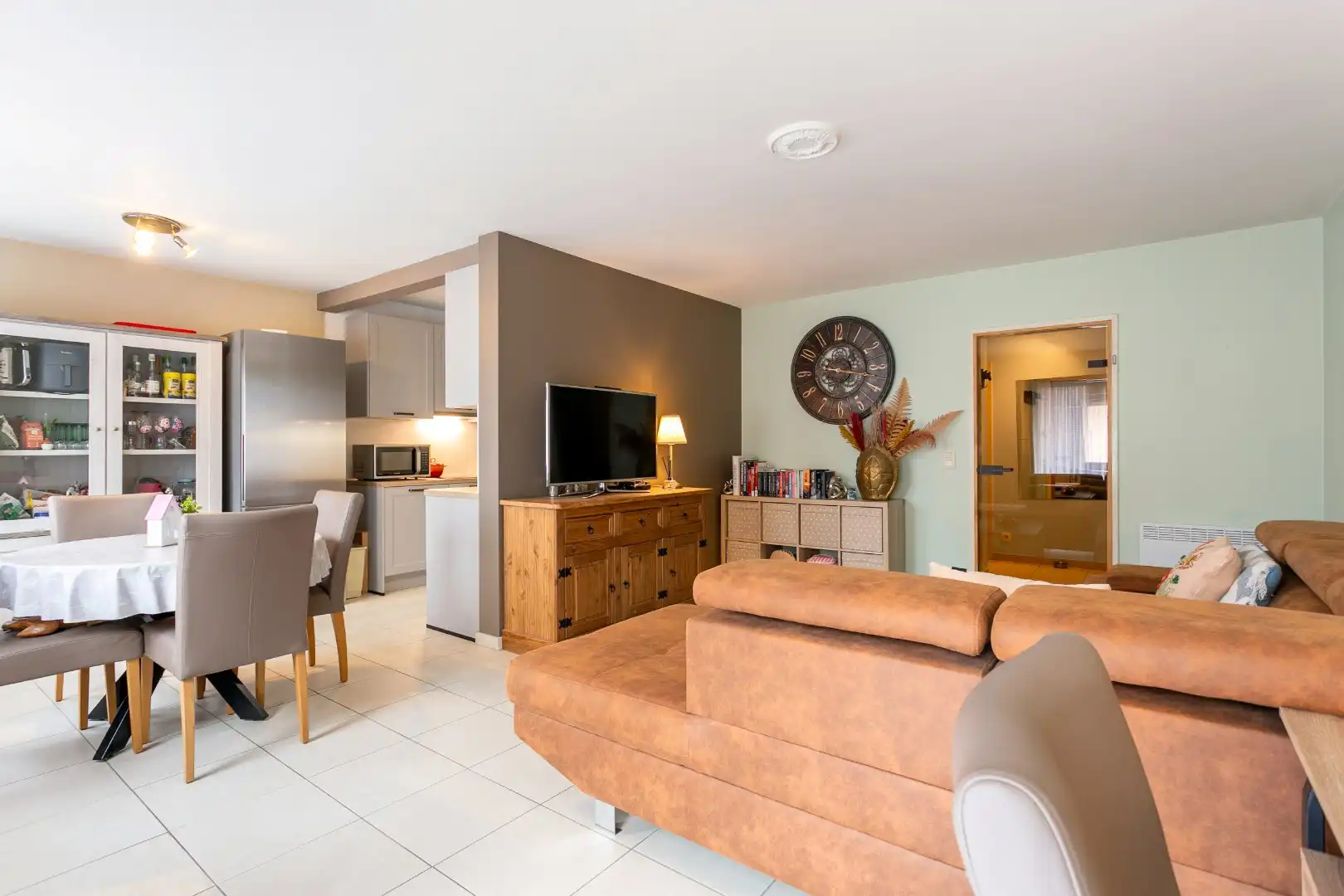 Instapklaar appartement met 2 slpk te Halle foto 5