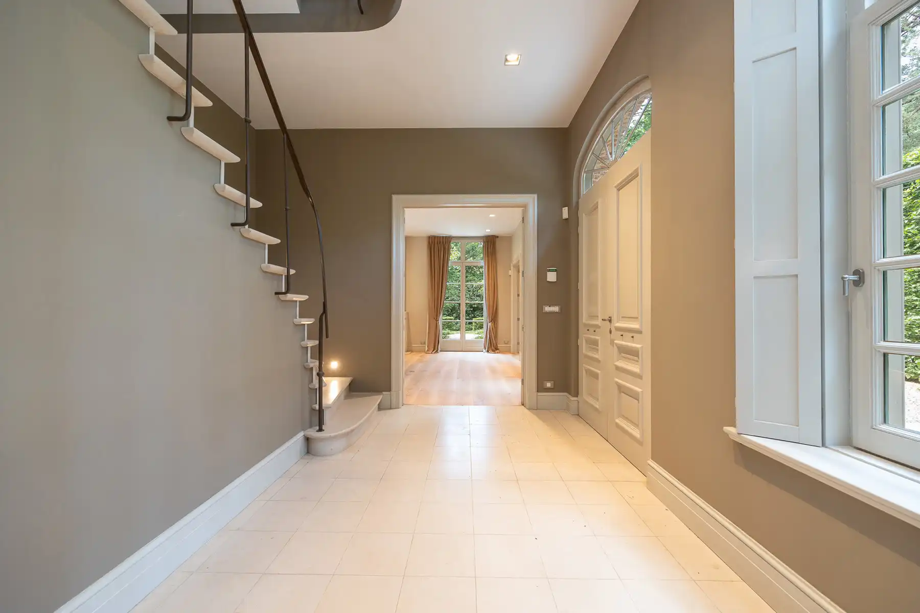 "VLASSAK-VERHULST" VILLA OP TOPLOCATIE foto 2