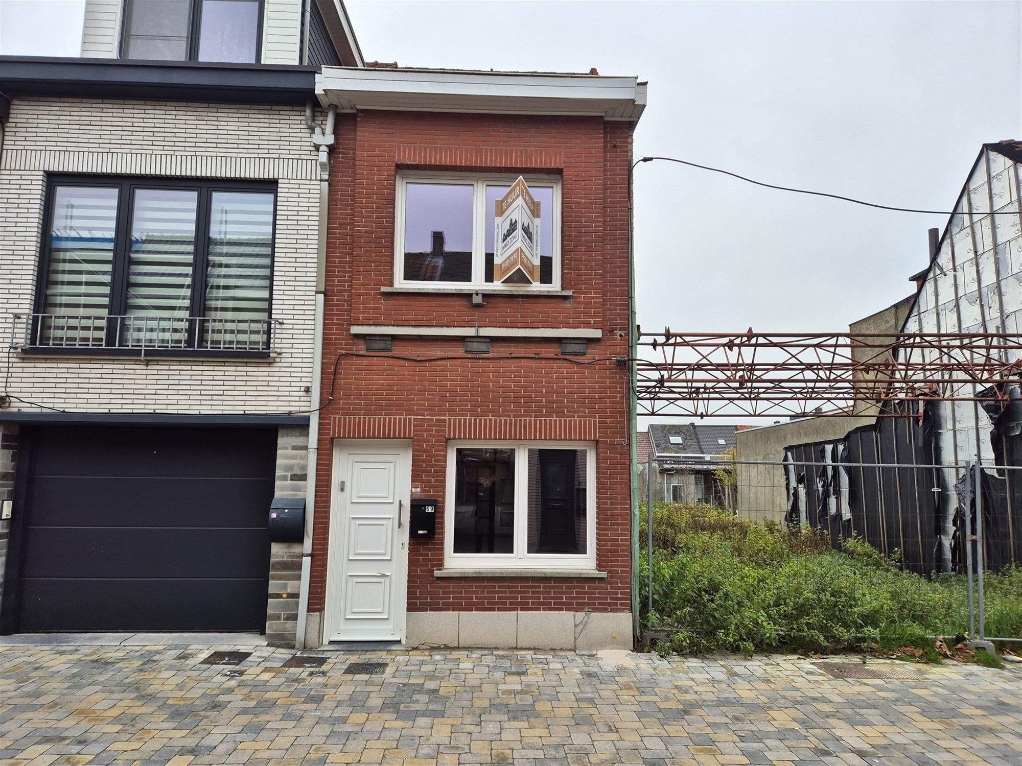 Instapklare en rustig gelegen opgeknapte woning met 2 slaapkamers en tuin. foto {{pictureIndex}}