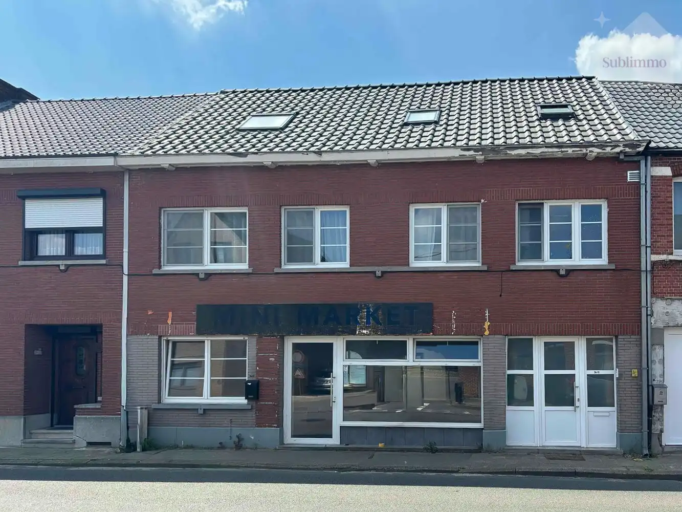 Veelzijdig pand te koop in het centrum van Meerhout – handel of appartementen foto 2