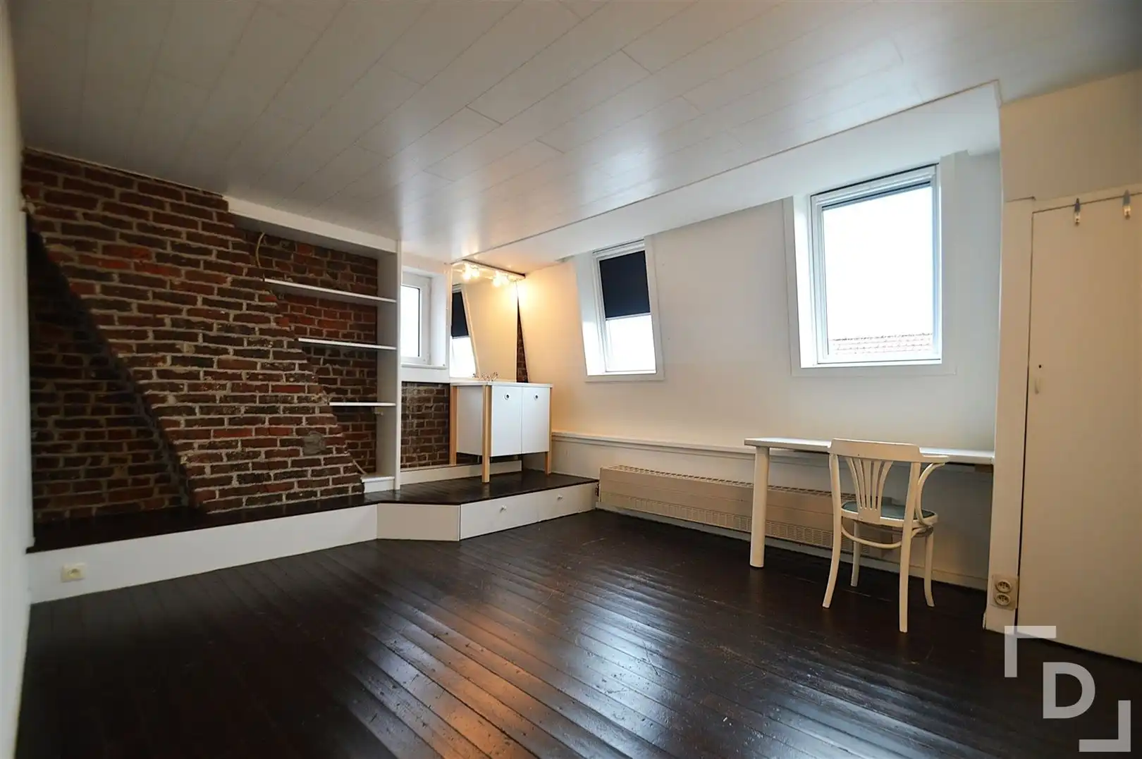 "Gerenoveerde stadswoning in het centrum van Poperinge" foto 17