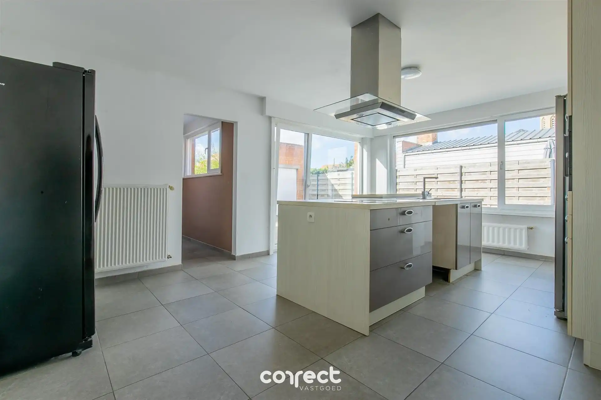 Rustig gelegen gezinswoning in het charmante Moere. foto 3