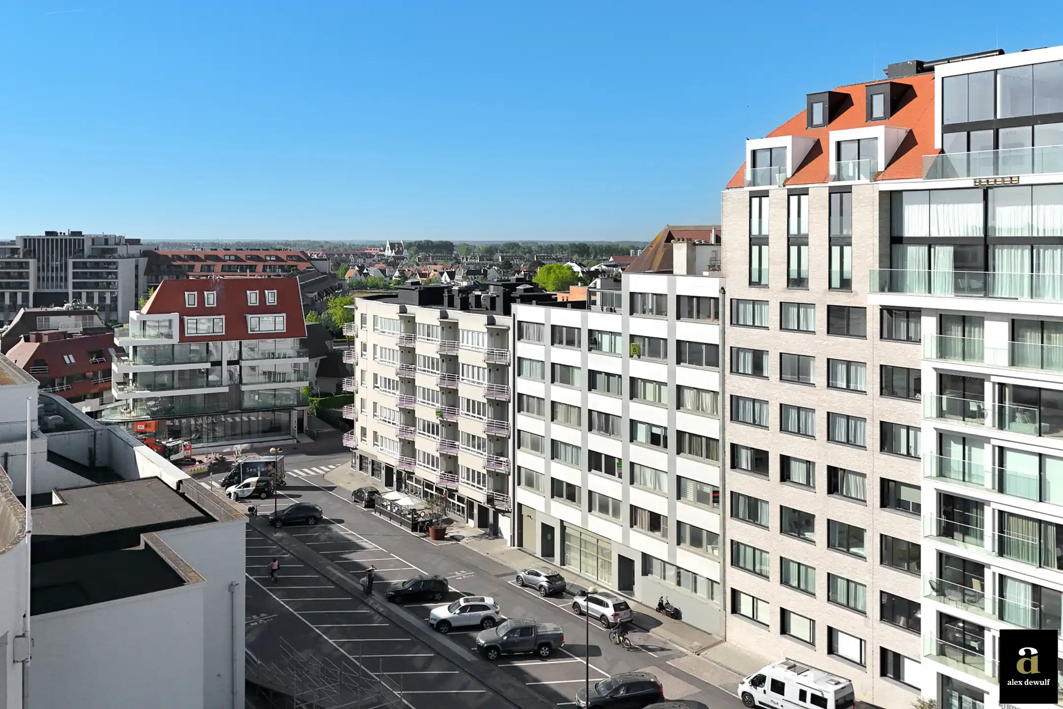 Ruim appartement met zijdelings zeezicht, gelegen vlak bij het Casino Knokke. foto 10