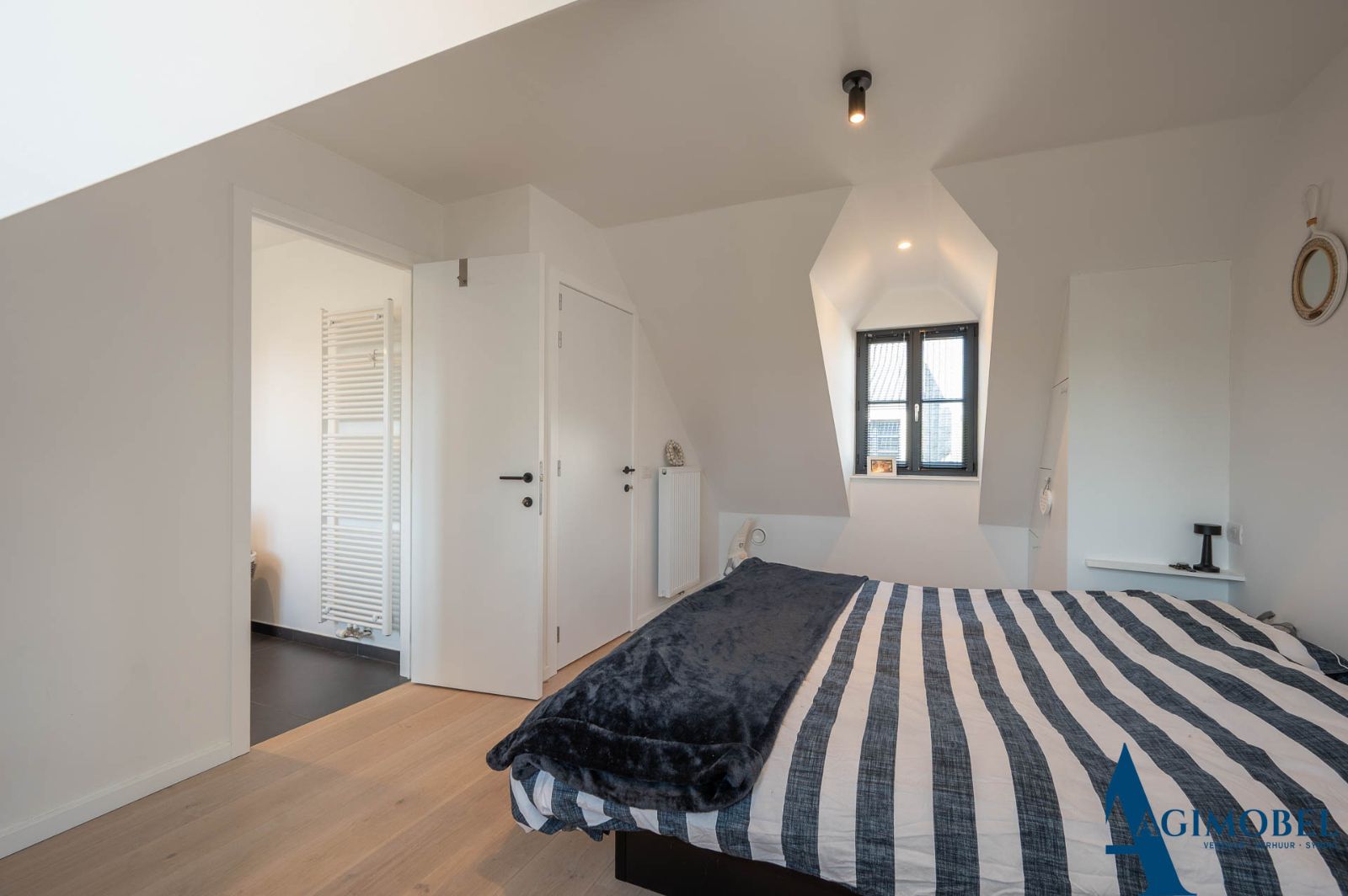 Recente woning met 4 slaapkamers en zonnige tuin in het pittoreske Ramskapelle. Idyllisch en rustig gelegen foto 17