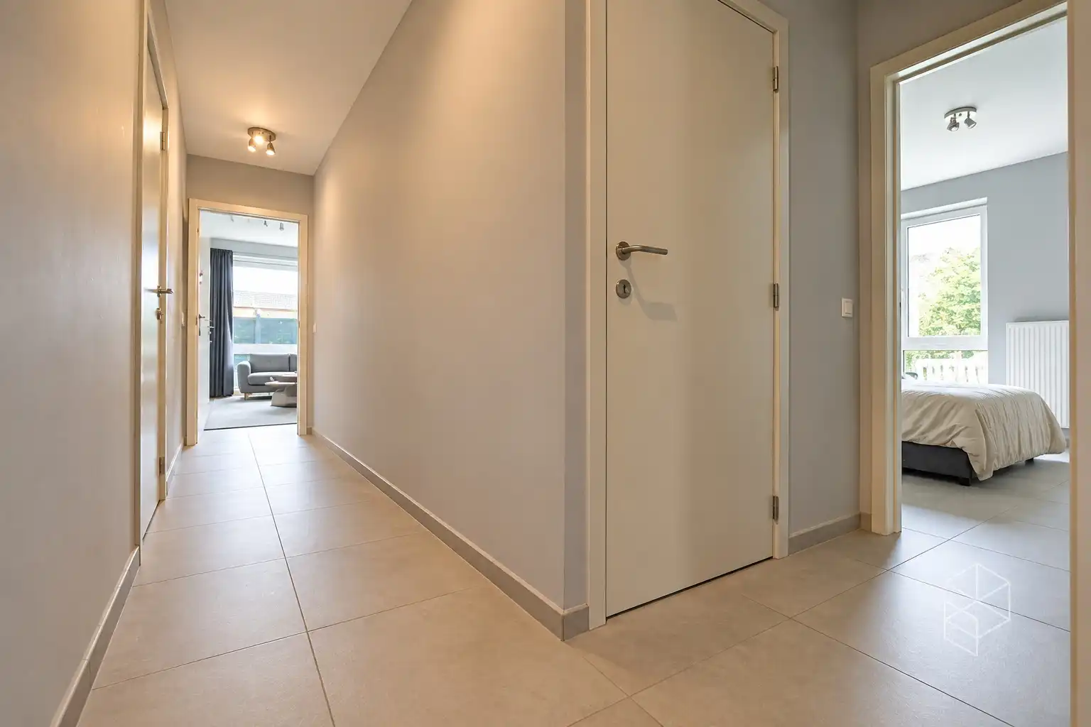 BEZOEKMOMENT NU ZATERDAG 19/09 VAN 16U TOT 18U | RUIM LICHTRIJK GELIJKVLOERS APPARTEMENT MET 2 SLKPS EN GROOT TERRAS foto 11