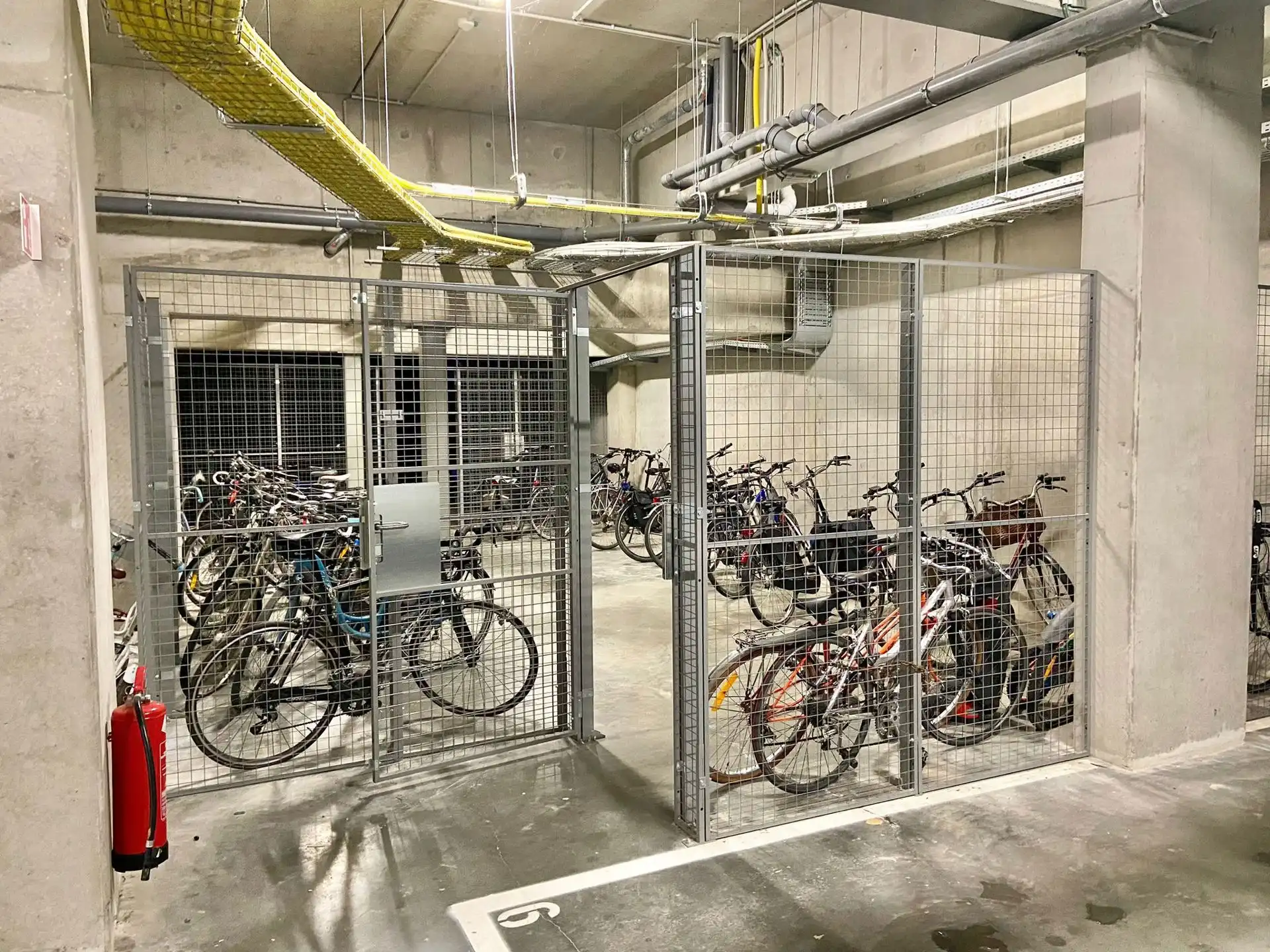 Recent, gelijkvloers appartement met 2 slaapkamers en terras foto 15