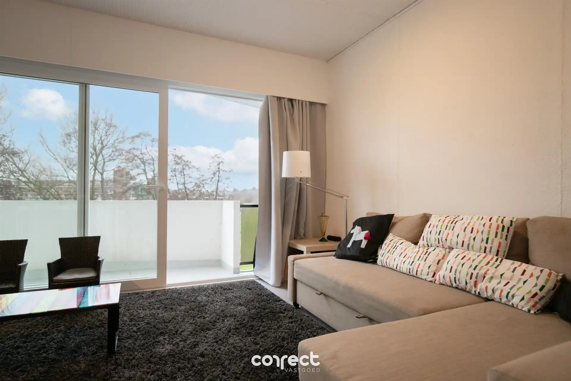 Hoofdfoto van de publicatie: Goed onderhouden 2 slaapkamer appartement. 