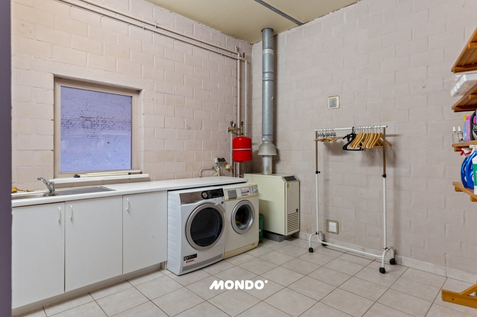 Combinatie van handel en wonen in centraal gelegen pand foto 5