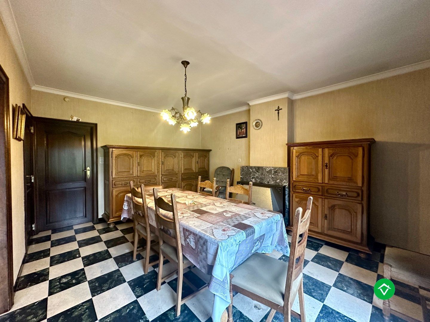 Rijwoning in het centrum van Koekelare met mogelijkheden foto 7