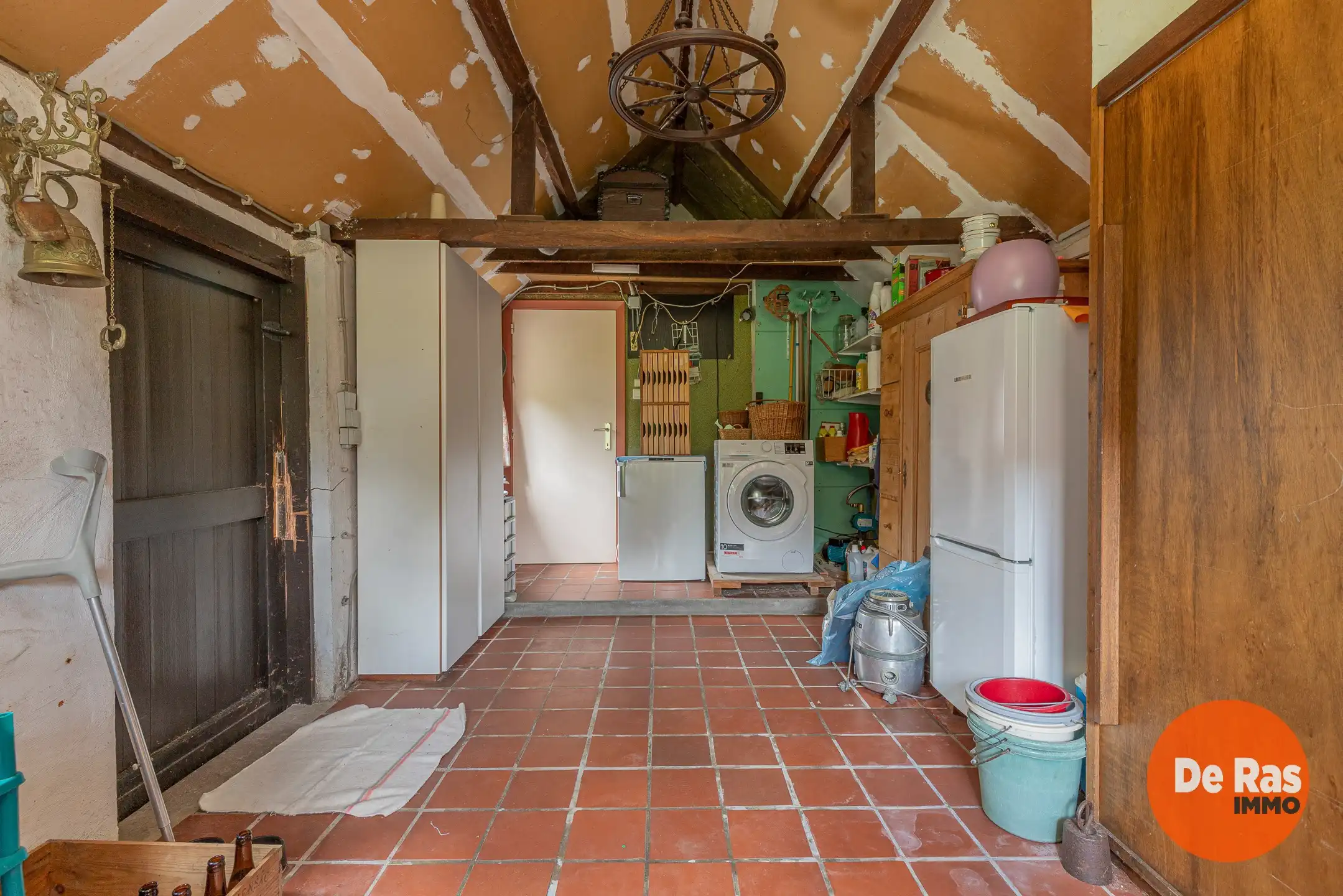 BOTTELARE – Ruime woning met tuin, dubbele garage en 5 slpks foto 12