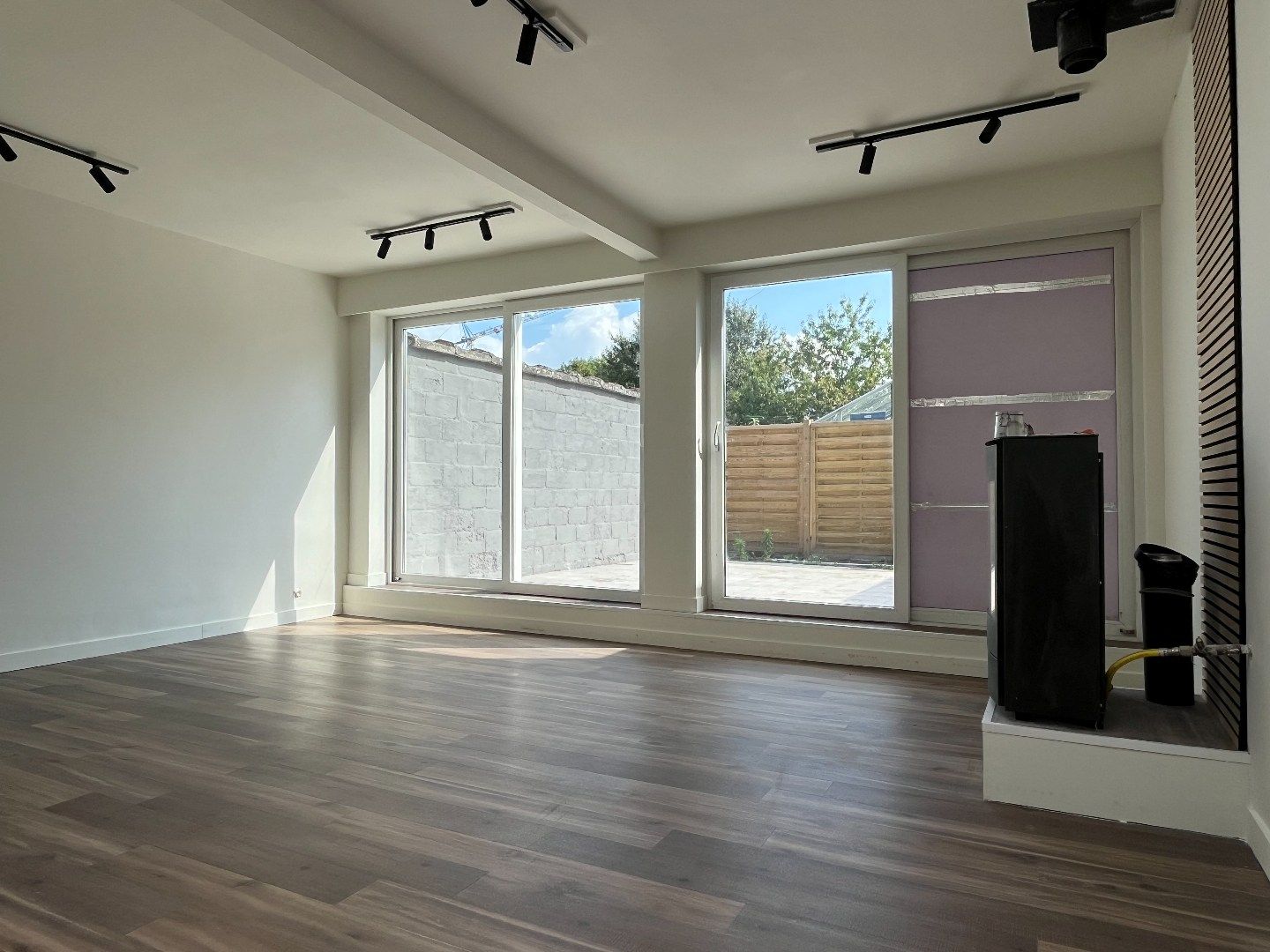 Gelijkvloers appartement te huur in Kuurne – volledig vernieuwd en instapklaar! foto 3