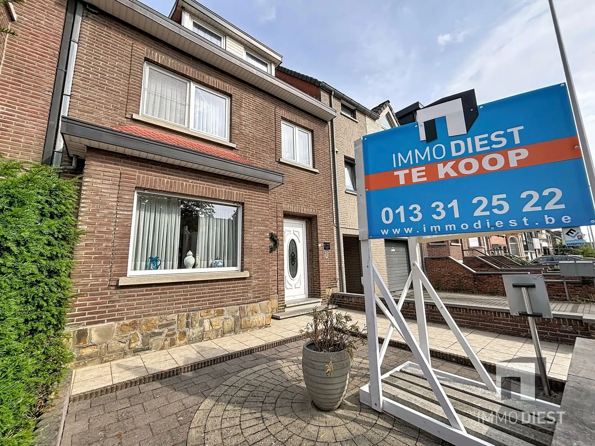 Welkom in deze charmante te renoveren stadswoning aan de rand van hartje Diest. foto 31