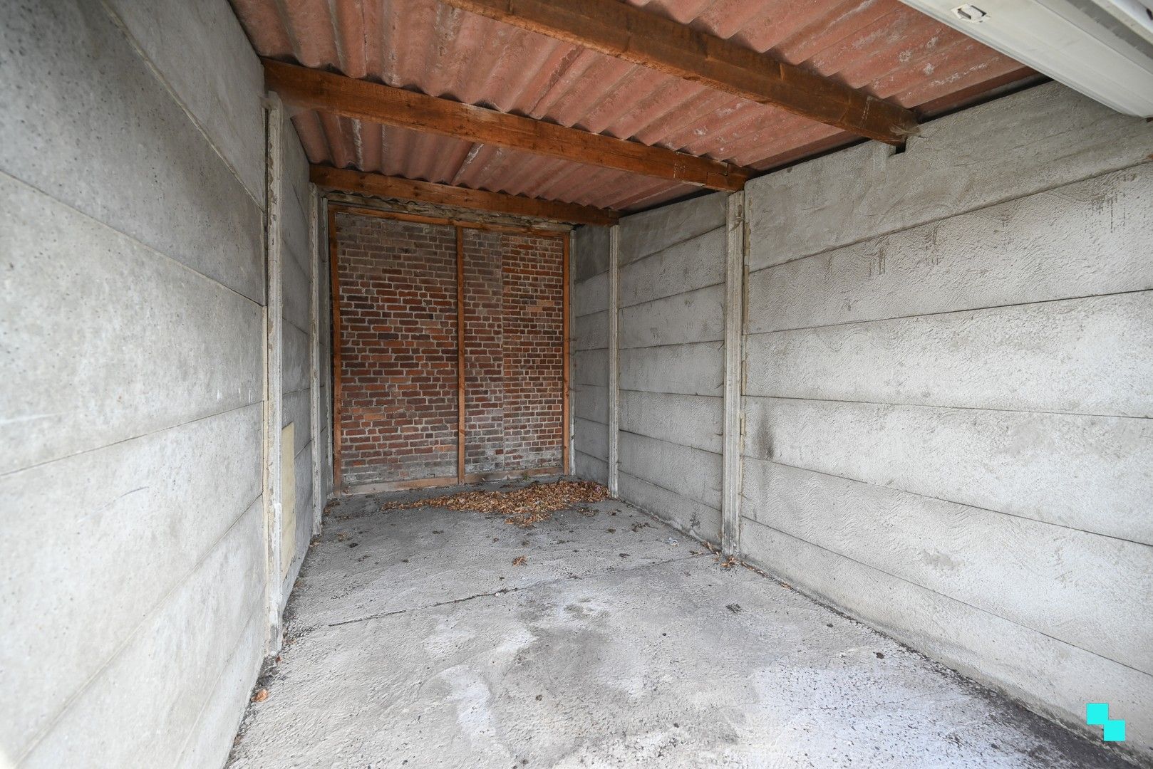 Garagecomplex (17 boxen) op gunstige locatie nabij Frunpark foto 9